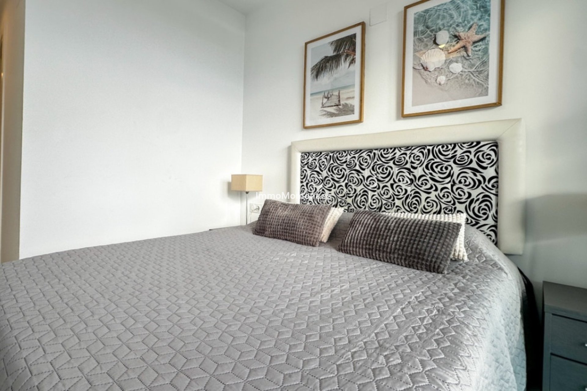 Resale - Apartment - Torrevieja - Torrevieja Centro