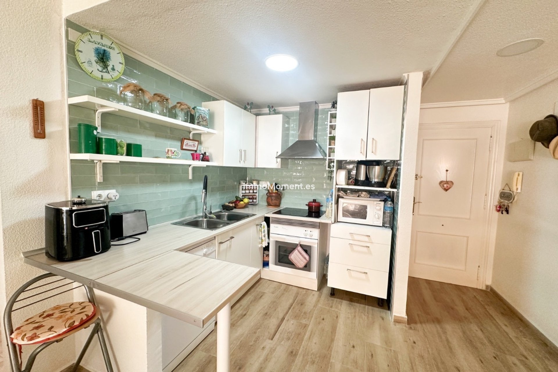 Resale - Apartment - Torrevieja - Torrevieja Centro