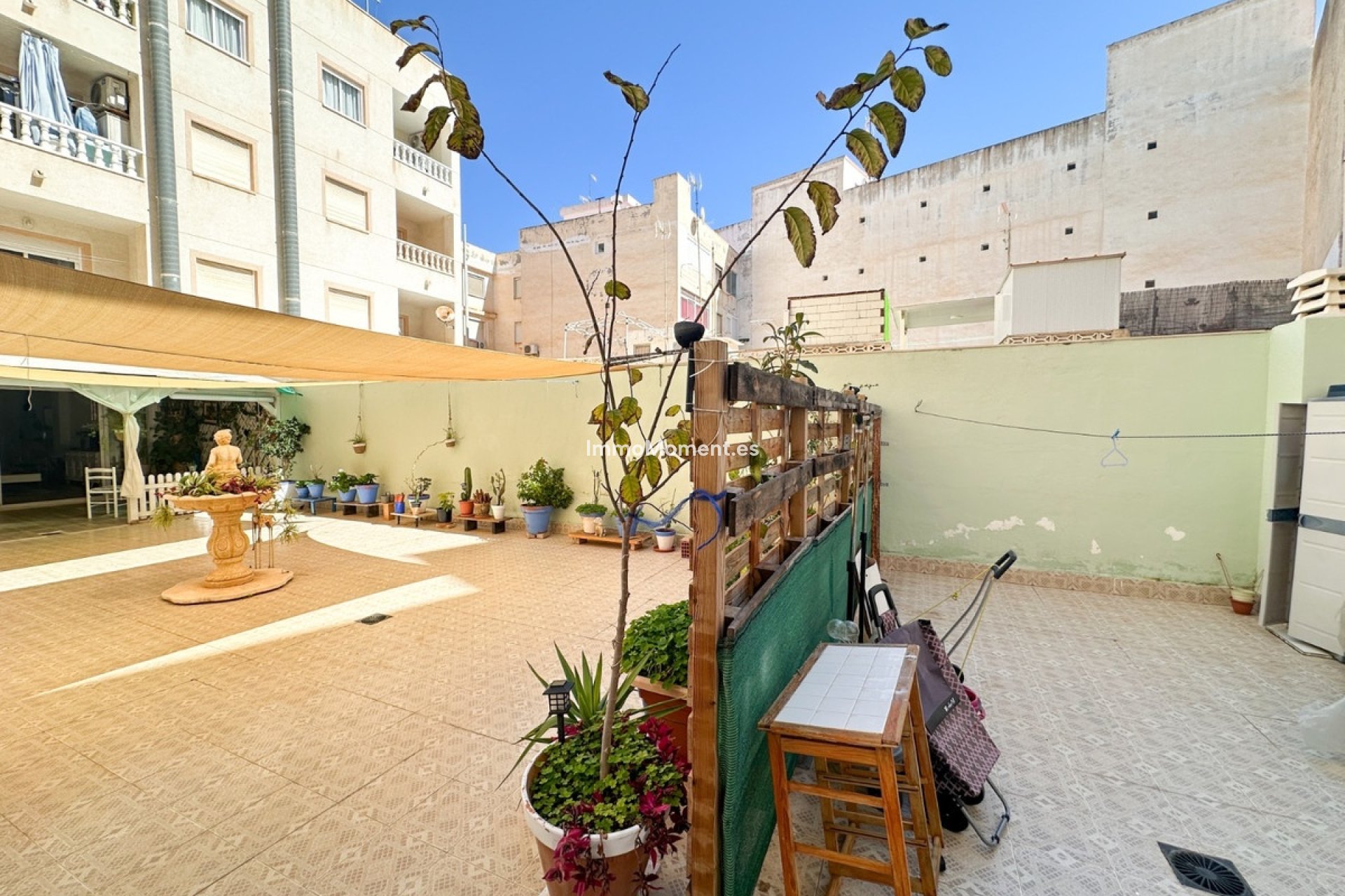 Resale - Apartment - Torrevieja - Torrevieja Centro