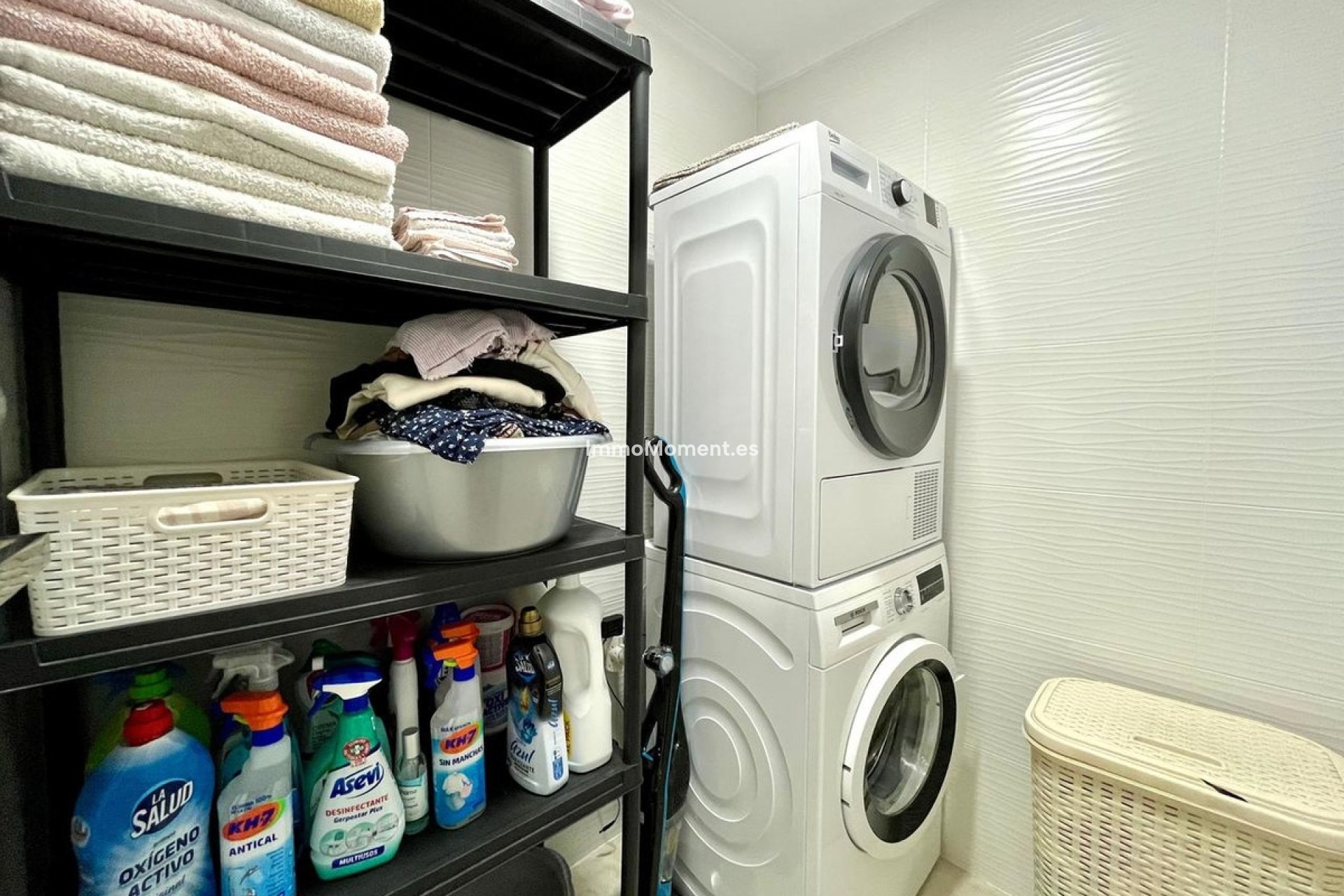 Resale - Apartment - Torrevieja - Torrevieja Centro