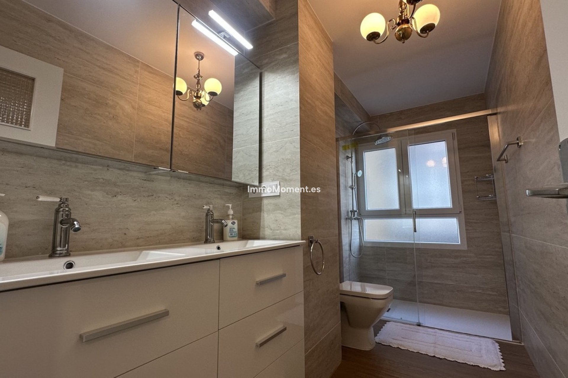 Resale - Apartment - Torrevieja - Torrevieja Centro