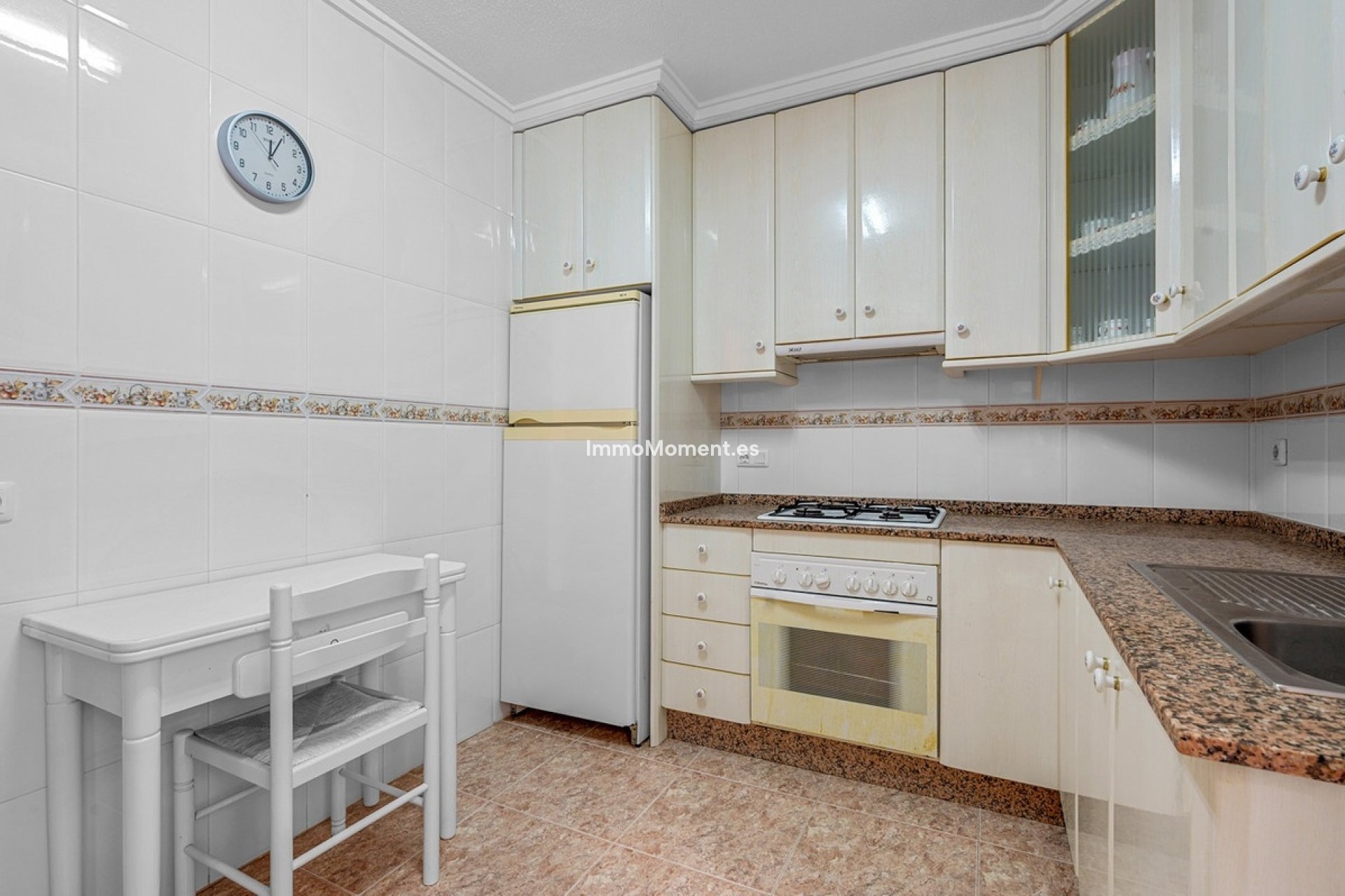 Resale - Apartment - Torrevieja - Torrevieja Centro