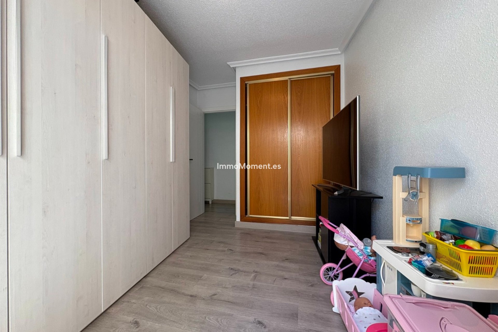Resale - Apartment - Torrevieja - Torrevieja Centro