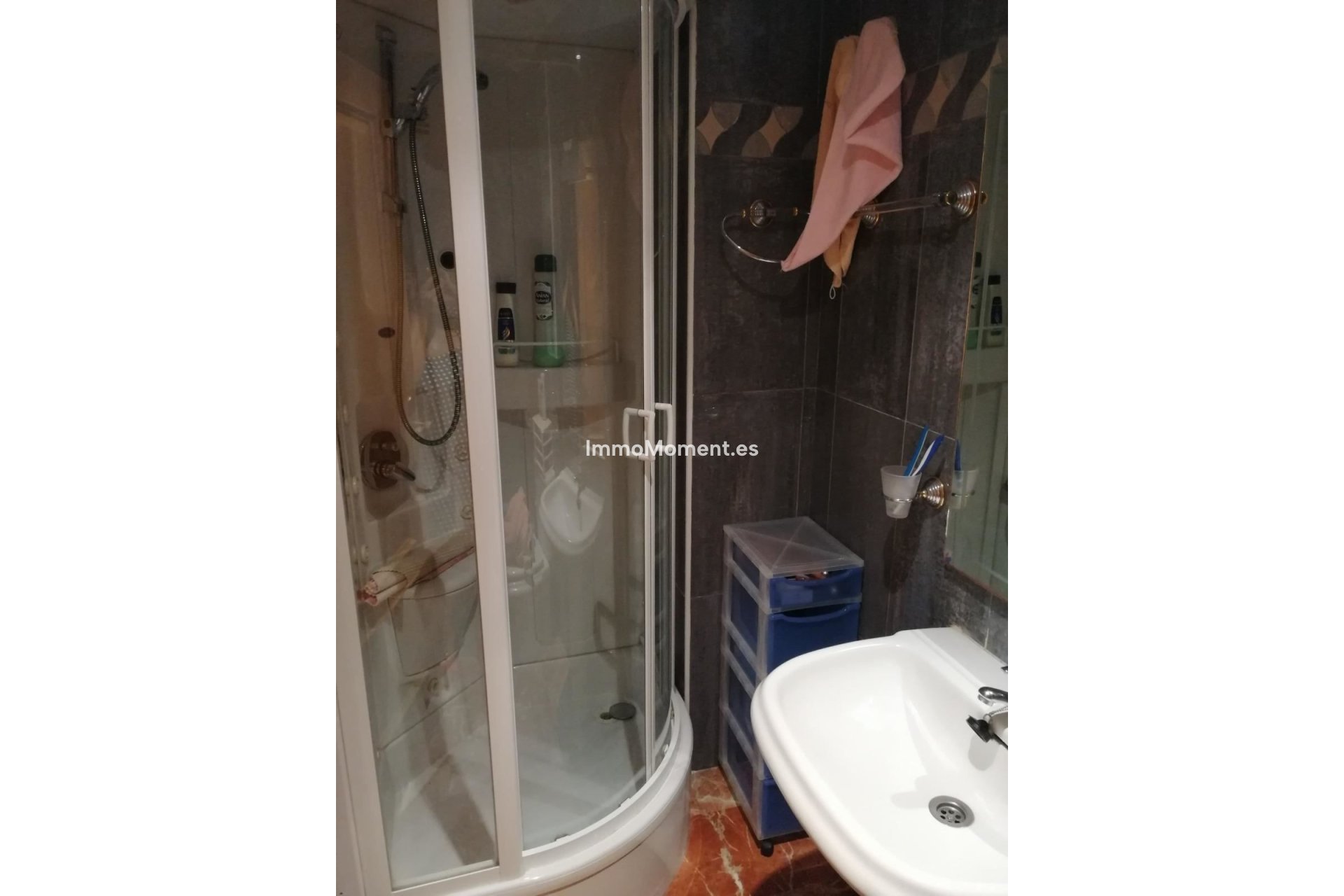 Resale - Apartment - Torrevieja - Torrevieja Centro