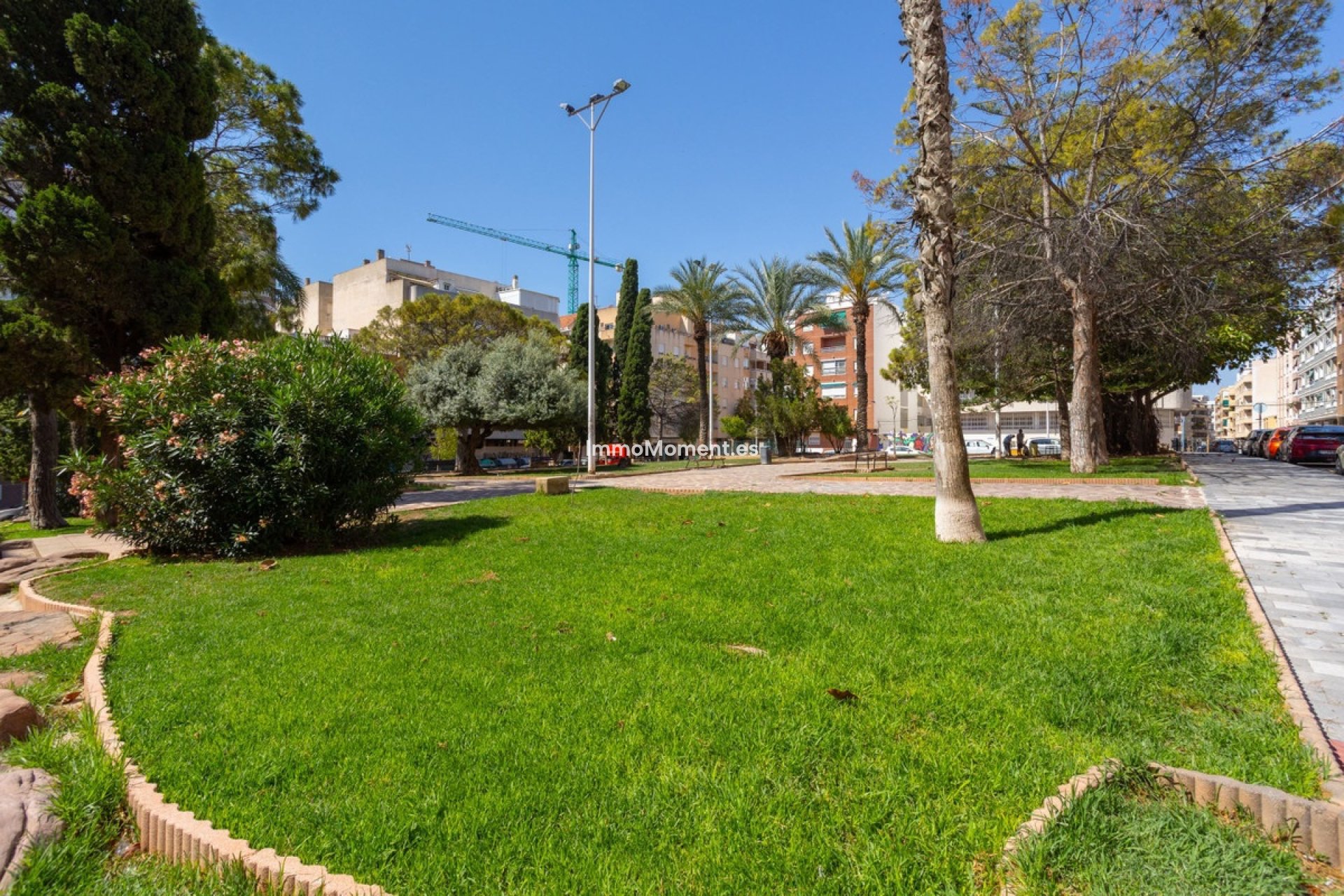 Resale - Apartment - Torrevieja - Torrevieja Centro