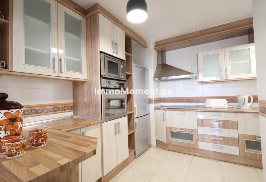 Resale - Apartment - Torrevieja - Torrevieja Centro