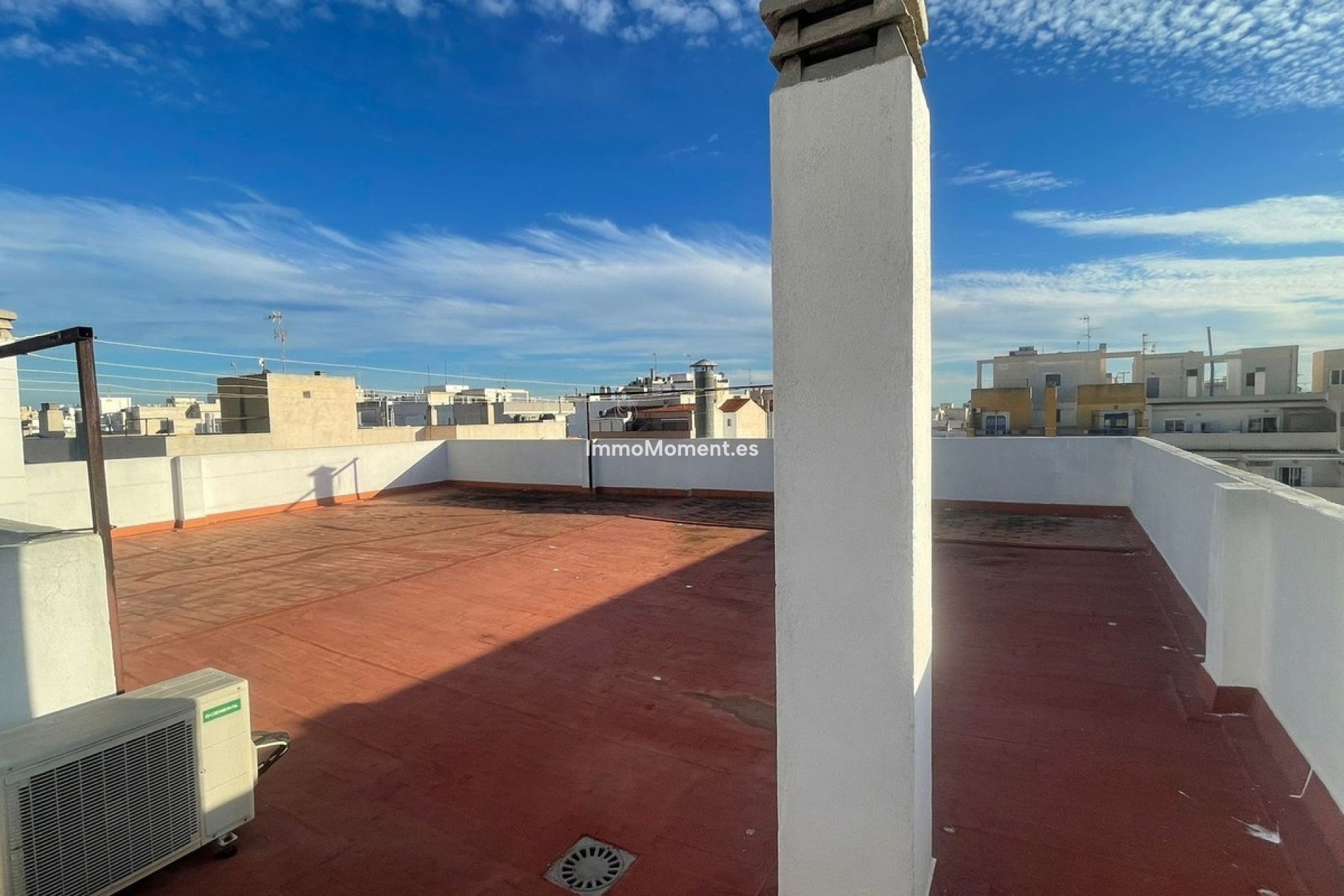 Resale - Apartment - Torrevieja - Torrevieja Centro