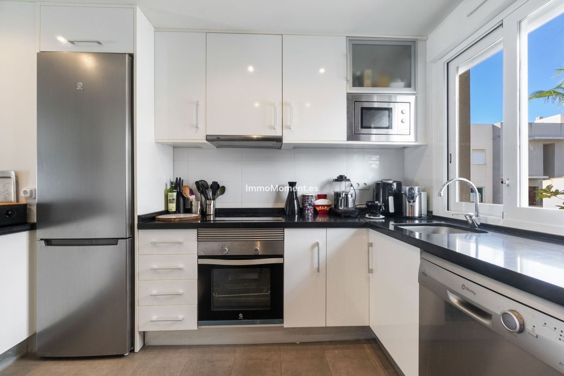 Resale - Apartment - Torrevieja - Torrevieja Centro