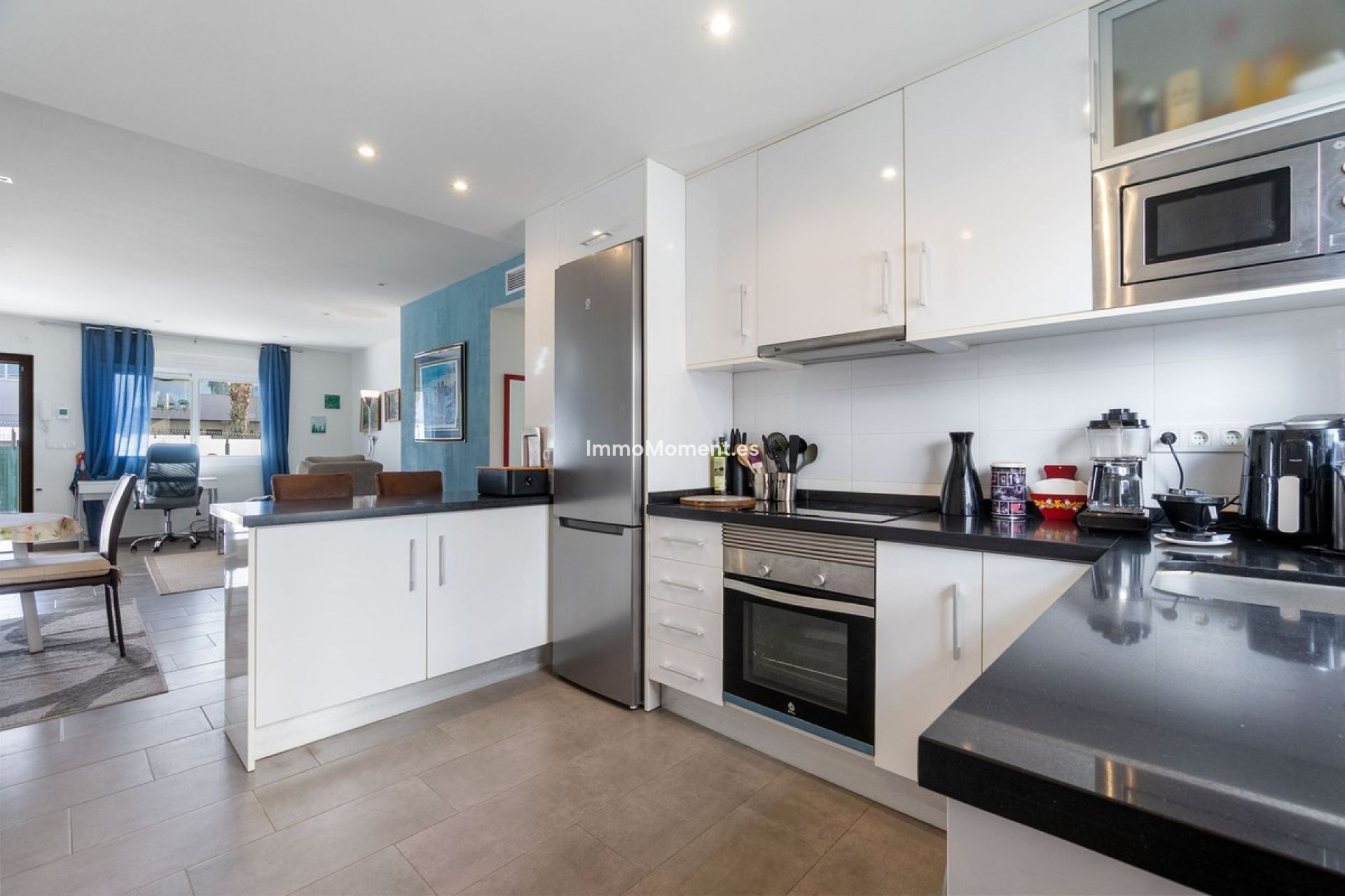 Resale - Apartment - Torrevieja - Torrevieja Centro