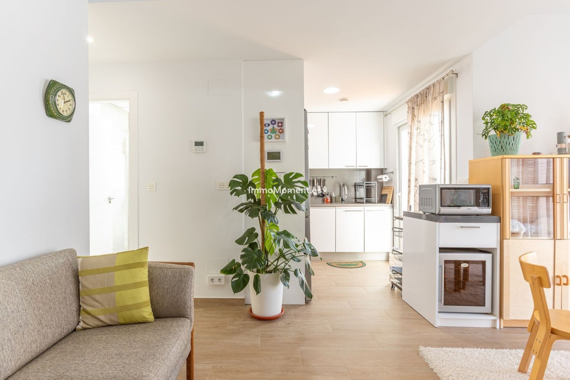 Resale - Apartment - Torrevieja - Torrevieja Centro