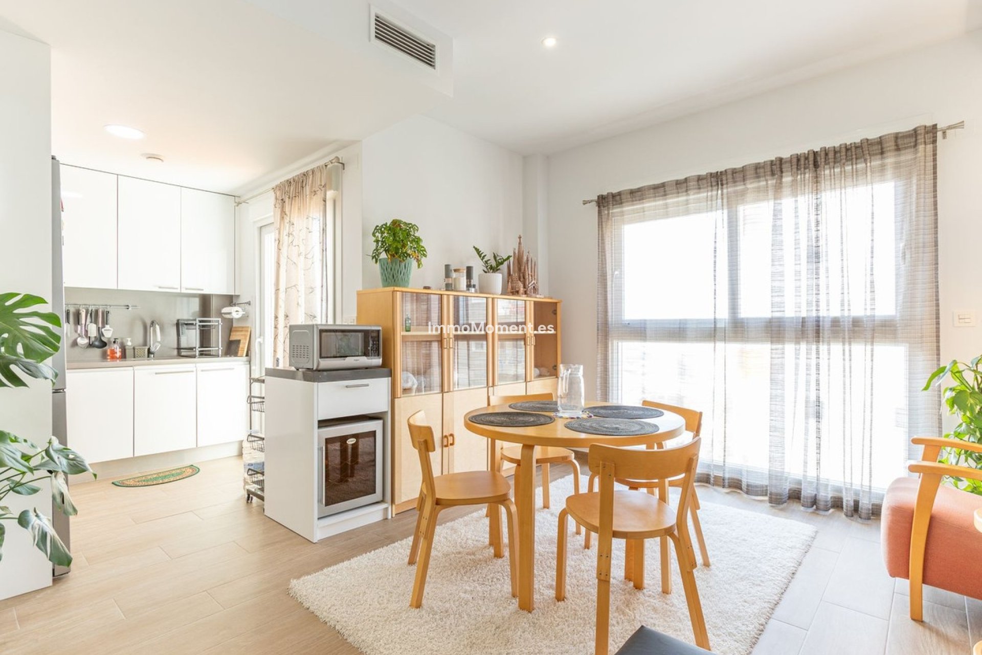Resale - Apartment - Torrevieja - Torrevieja Centro