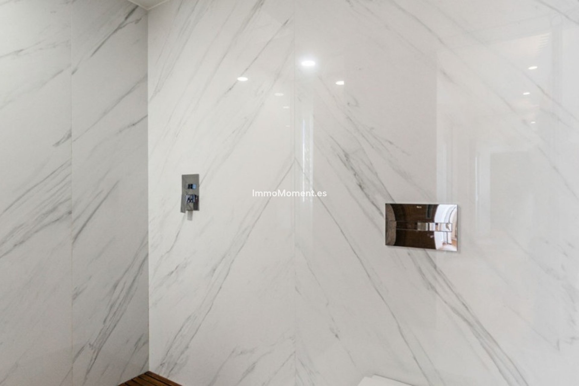 Resale - Apartment - Torrevieja - Torrevieja Centro