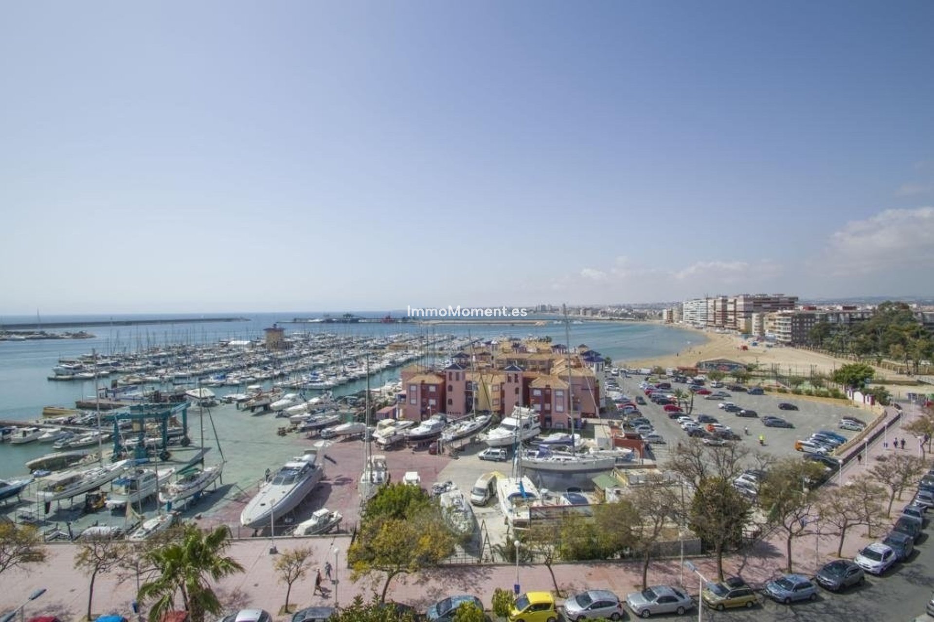 Resale - Apartment - Torrevieja - Torrevieja Centro
