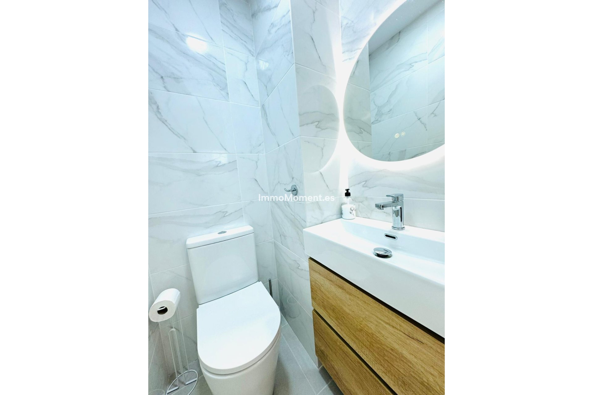 Resale - Apartment - Torrevieja - Torrevieja Centro