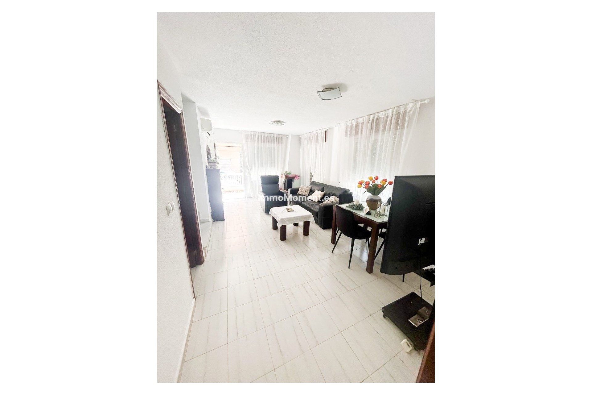 Resale - Apartment - Torrevieja - Torrevieja Centro