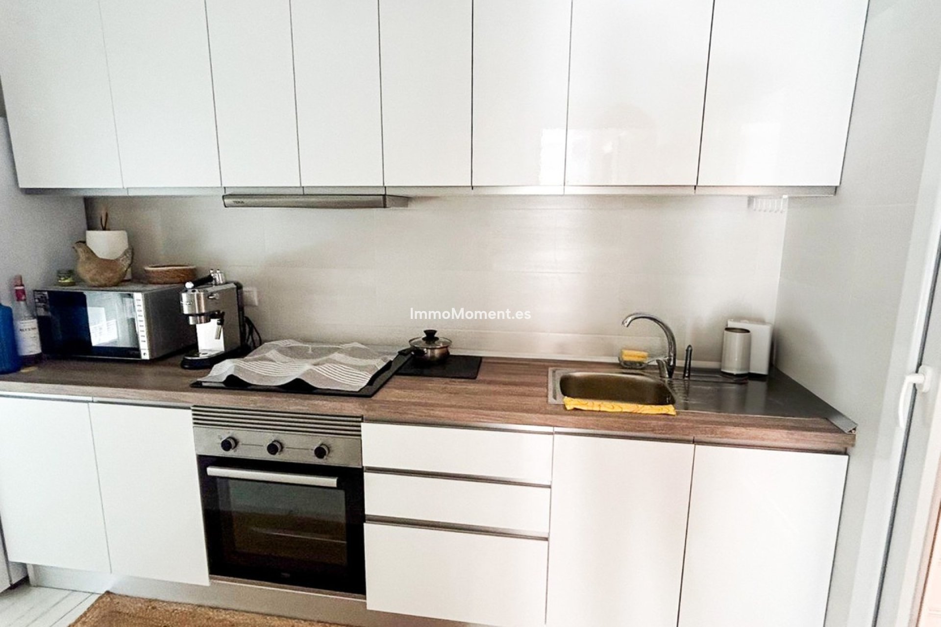 Resale - Apartment - Torrevieja - Torrevieja Centro