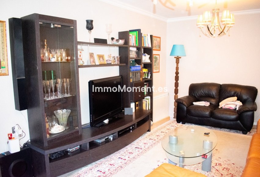 Resale - Apartment - Torrevieja - Torrevieja Centro