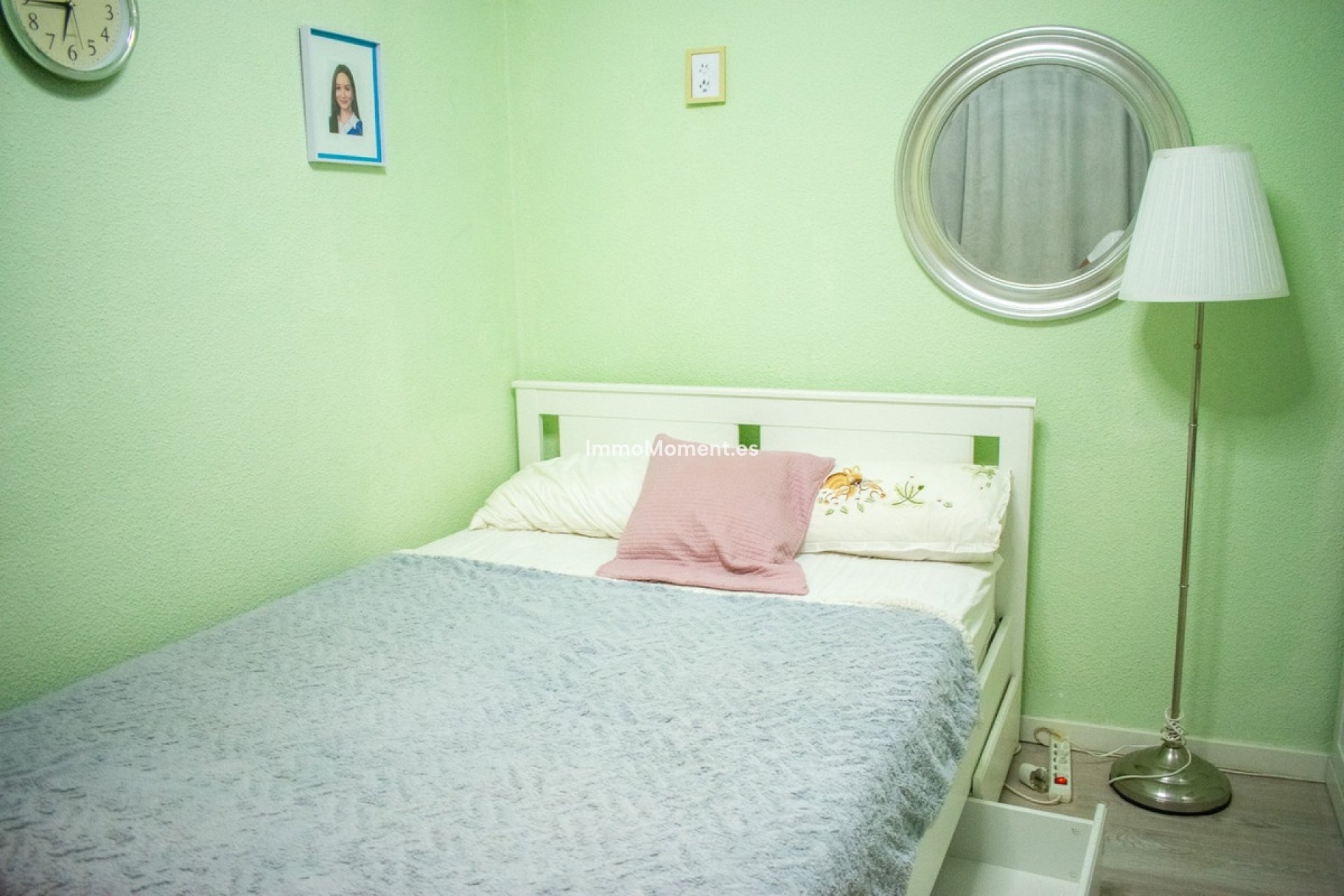 Resale - Apartment - Torrevieja - Torrevieja Centro