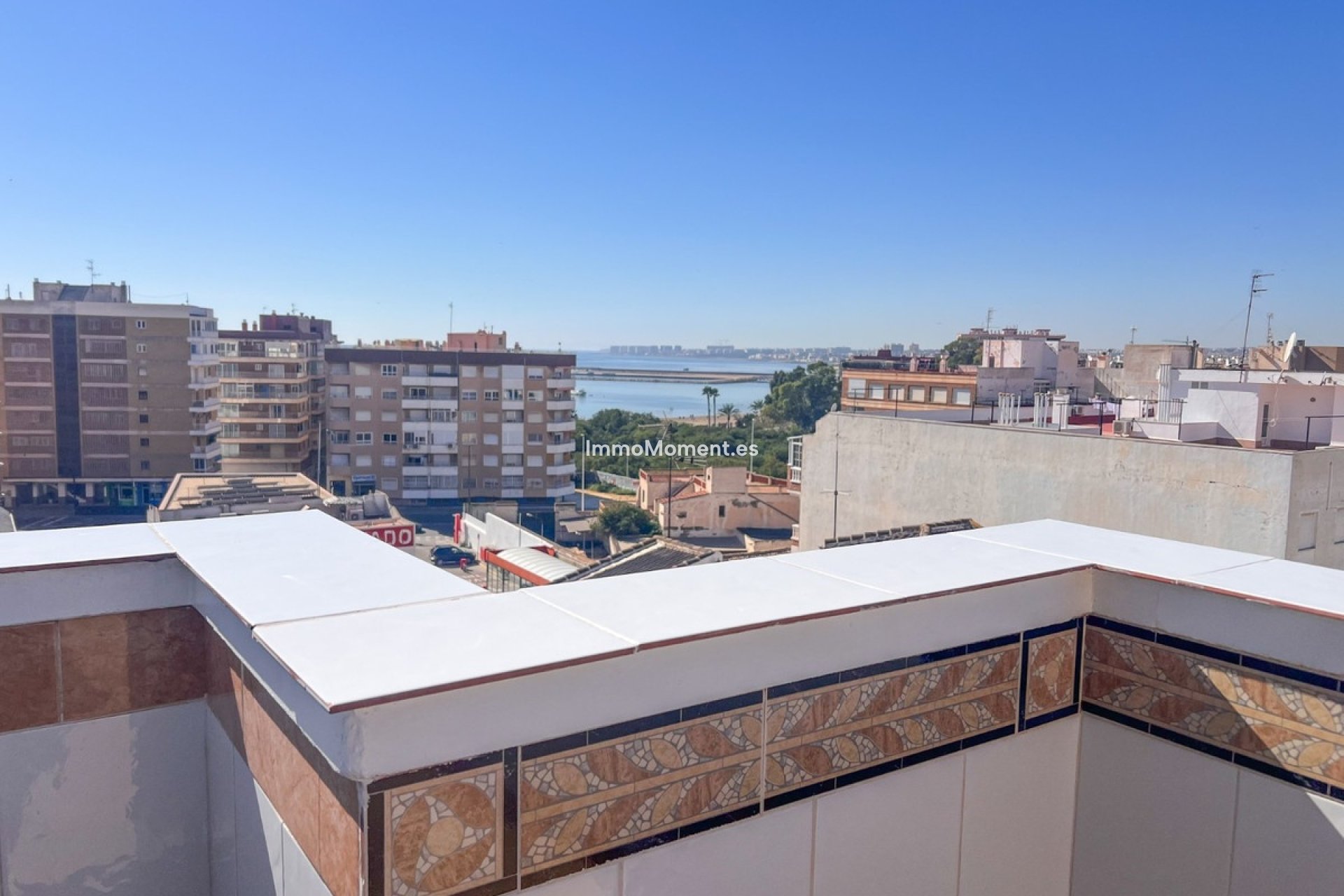 Resale - Apartment - Torrevieja - Torrevieja Centro