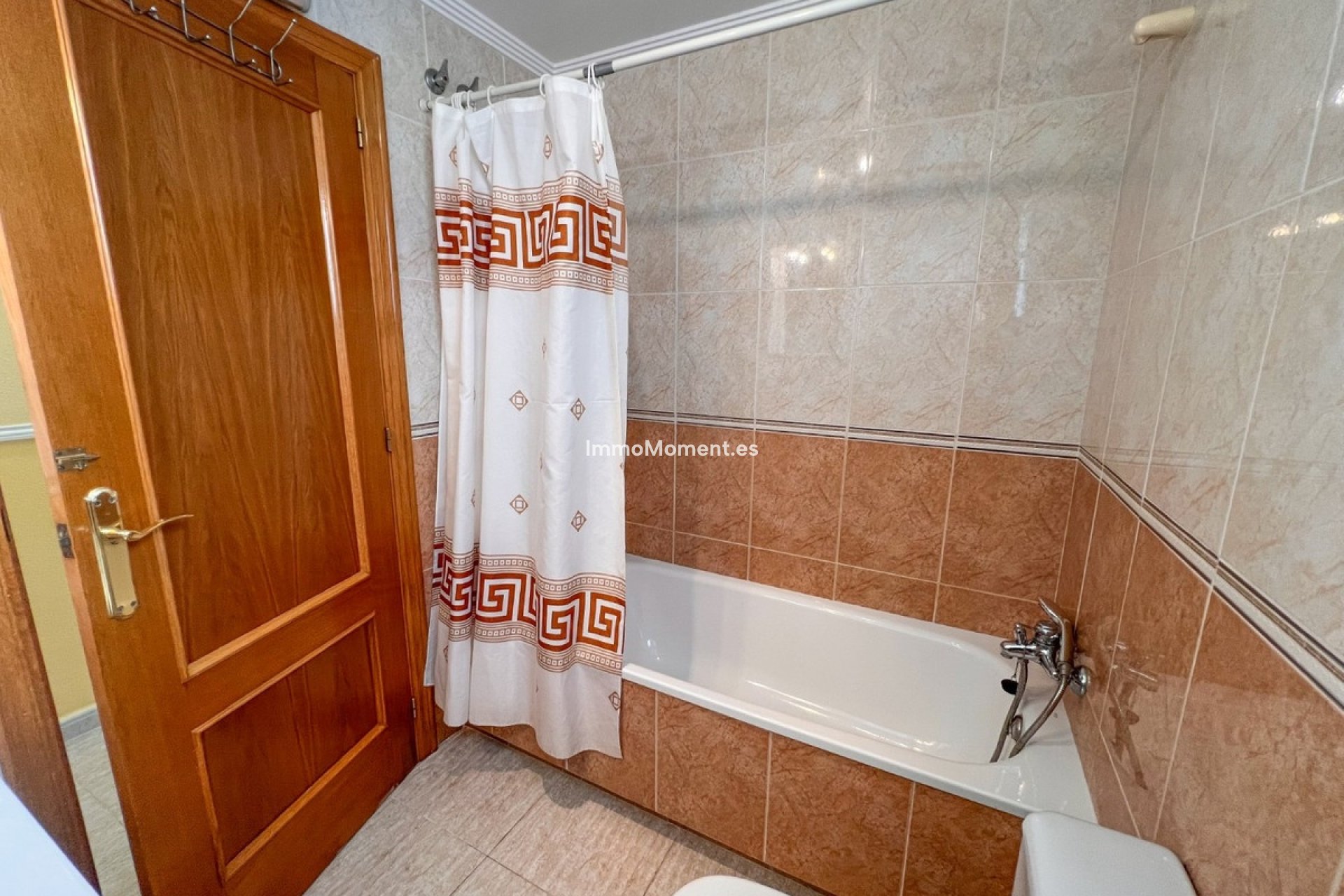 Resale - Apartment - Torrevieja - Torrevieja Centro