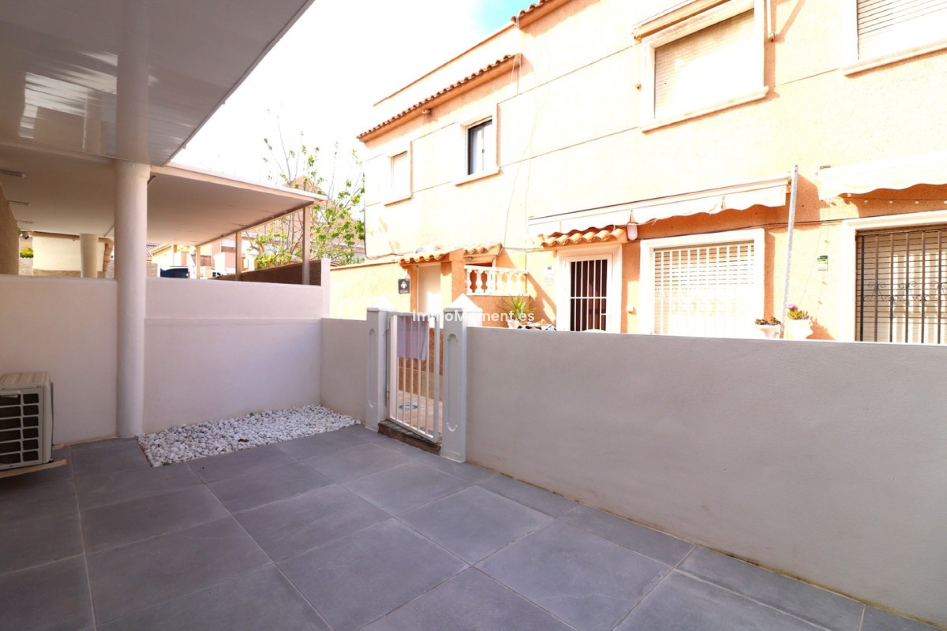 Resale - Apartment - Torrevieja - Torrevieja Centro