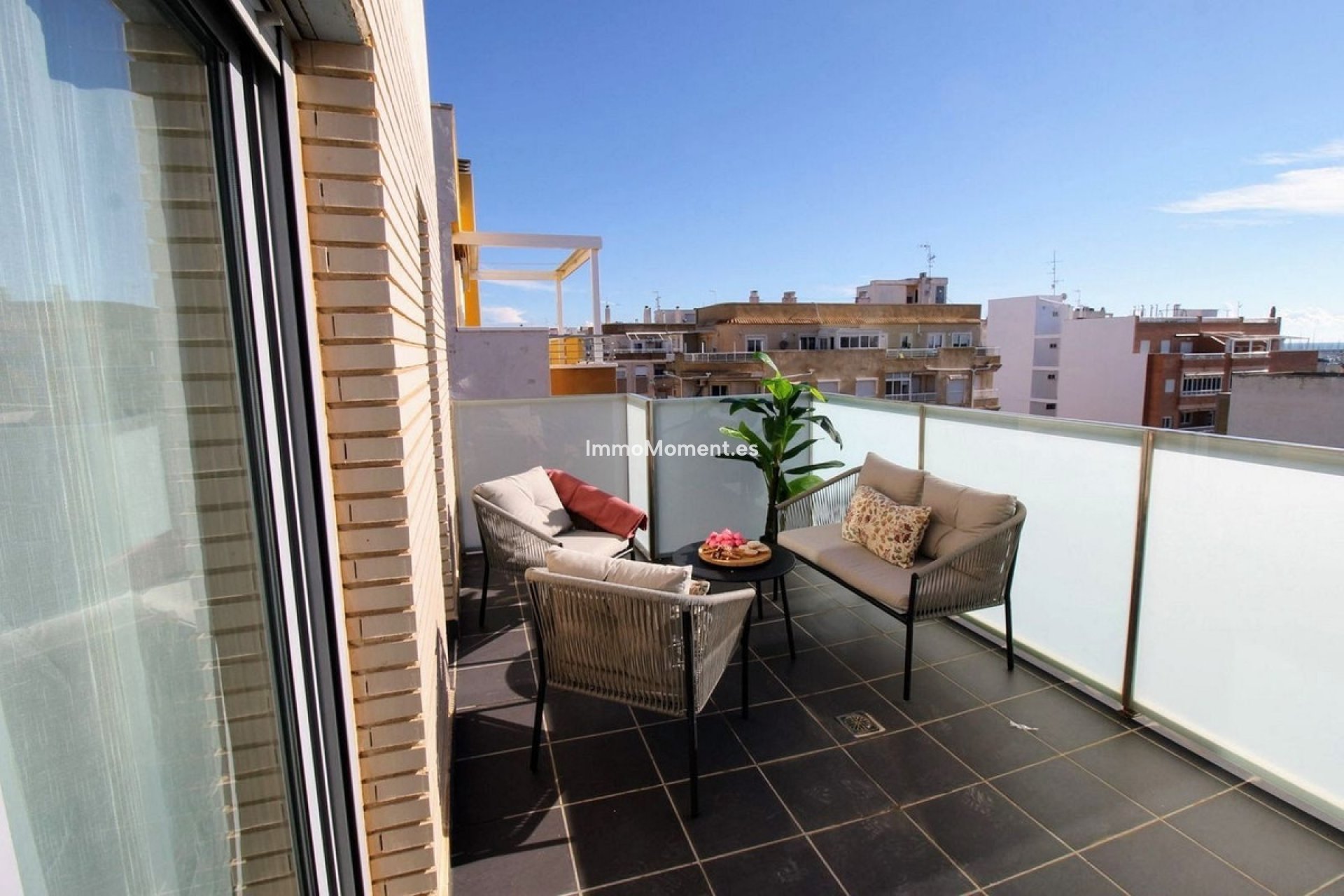 Resale - Apartment - Torrevieja - Torrevieja Centro