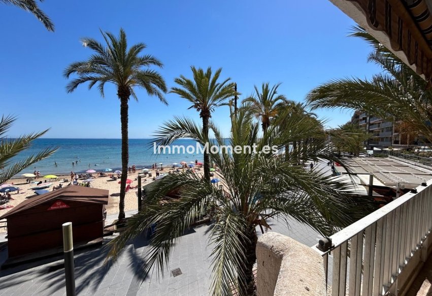 Resale - Apartment - Torrevieja - Torrevieja Centro