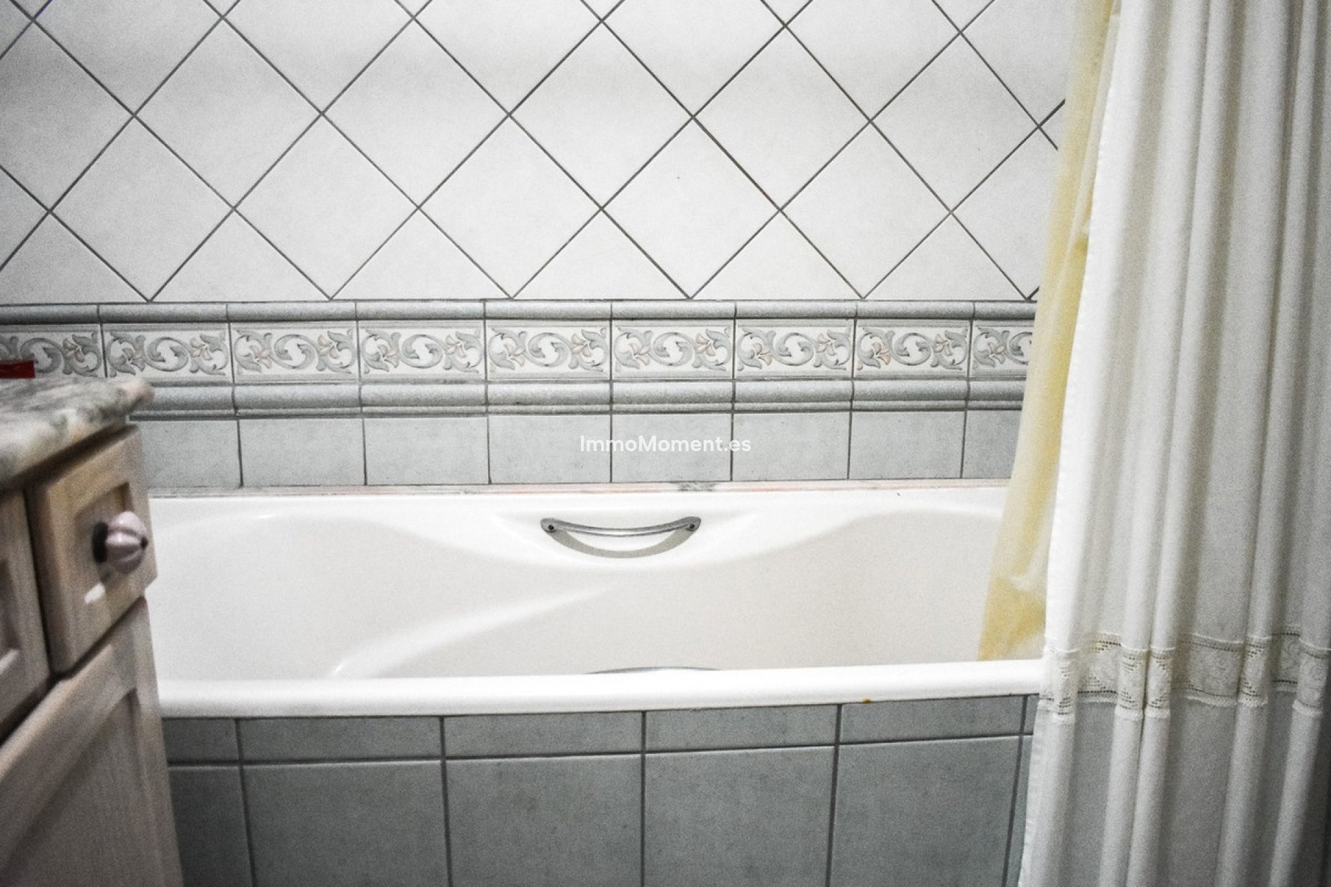 Resale - Apartment - Torrevieja - Torrevieja Centro