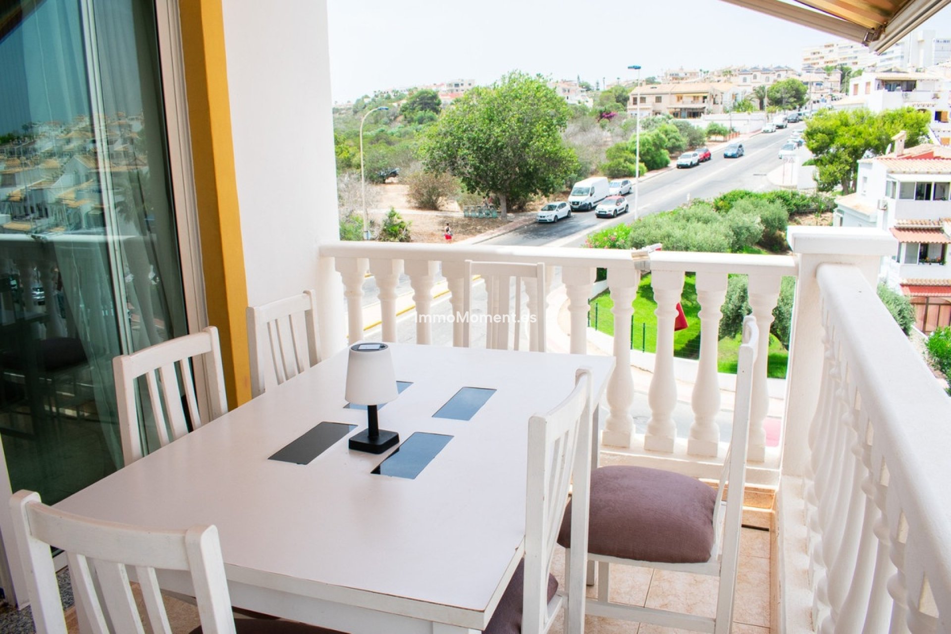Resale - Apartment - Torrevieja - Torrevieja Centro
