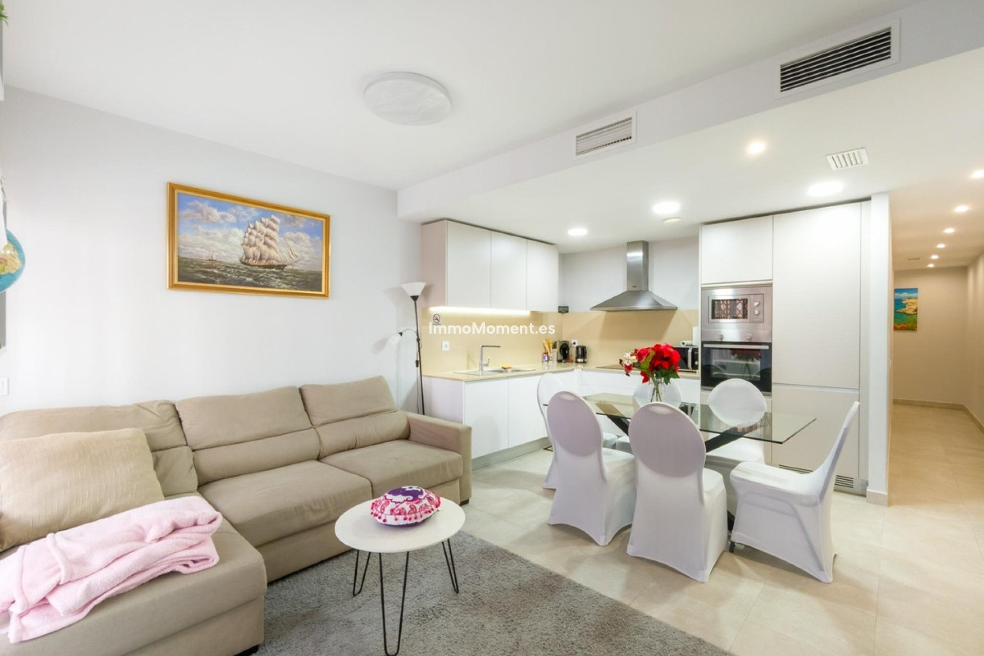 Resale - Apartment - Torrevieja - Torrevieja Centro