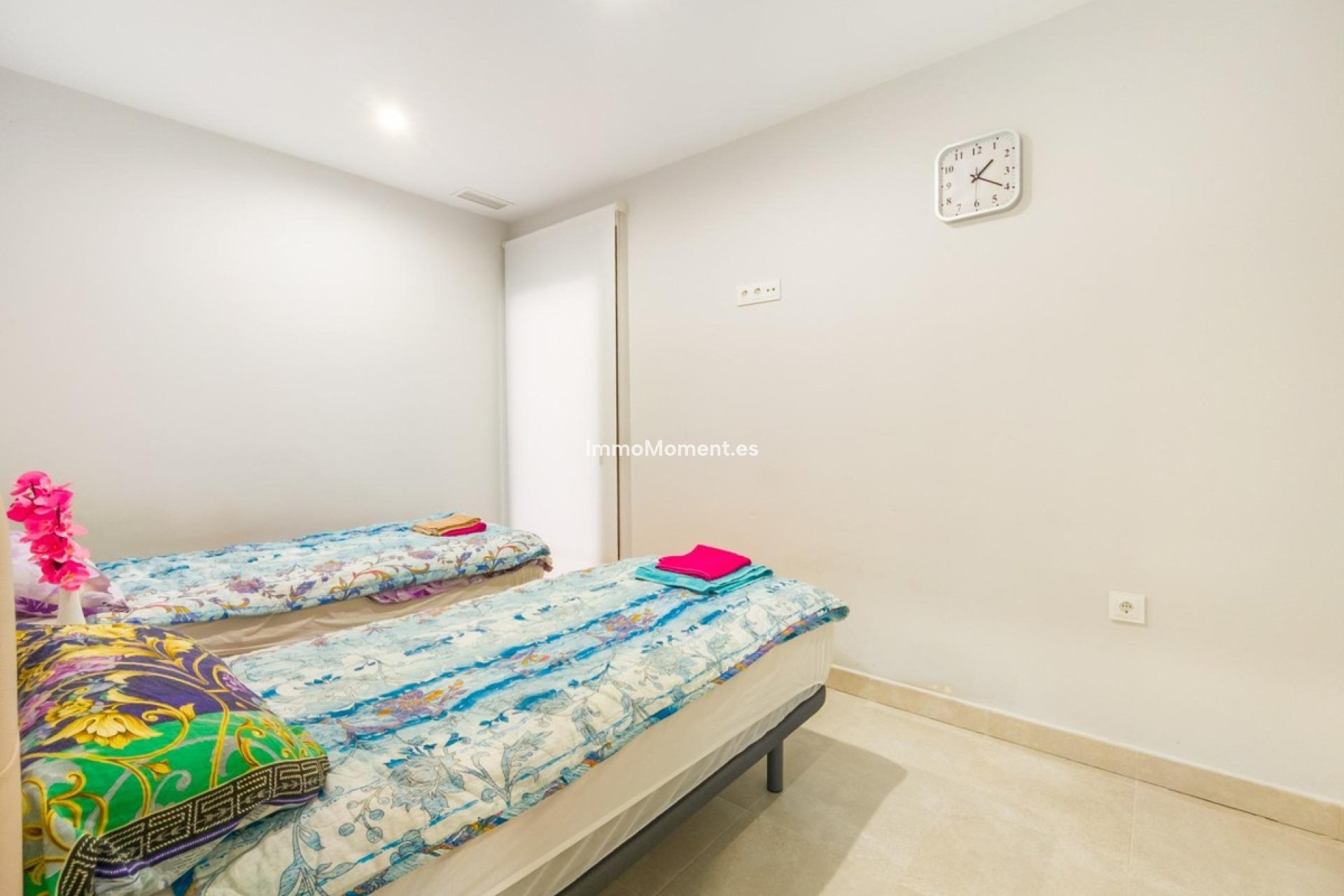 Resale - Apartment - Torrevieja - Torrevieja Centro