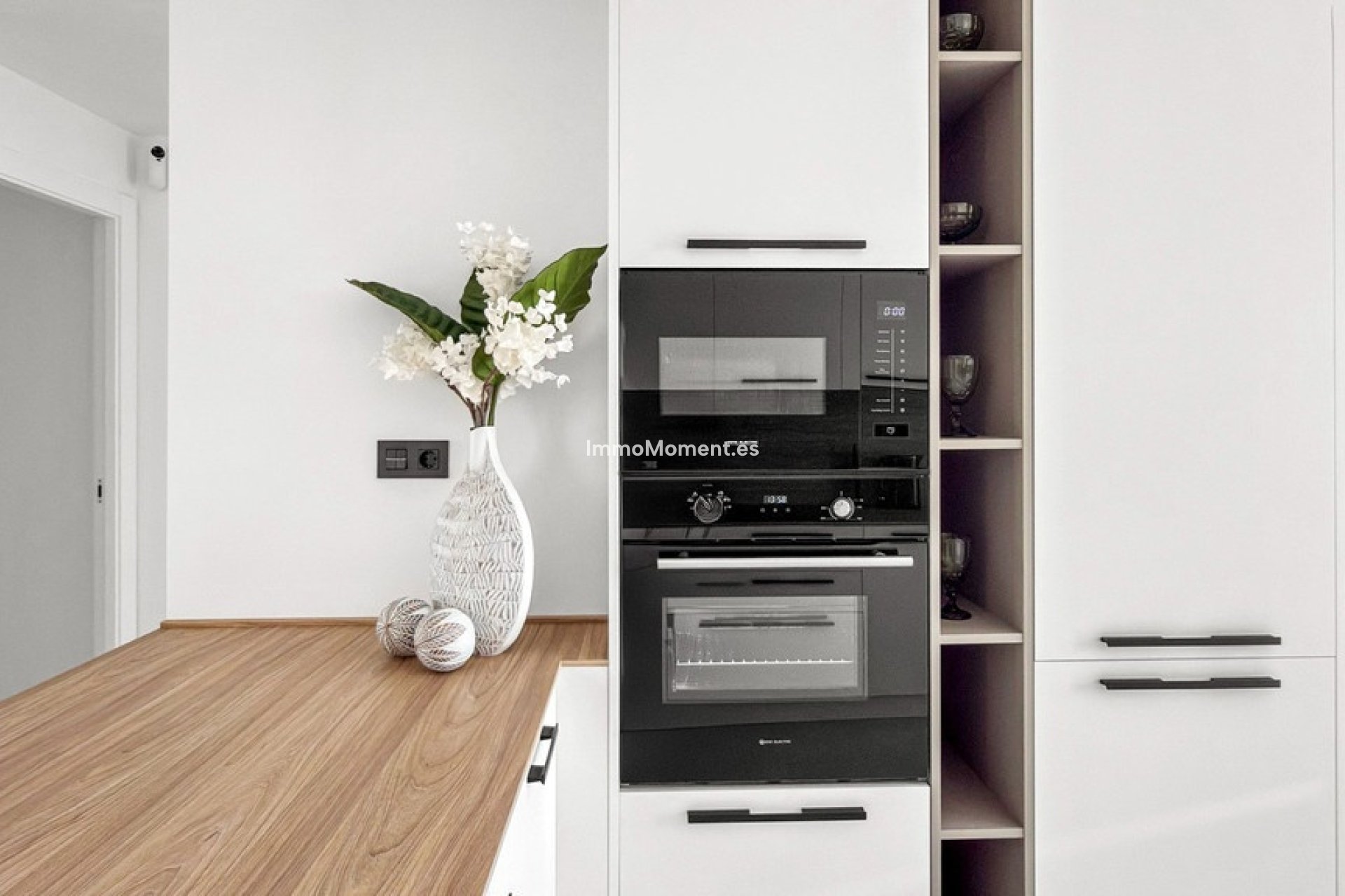 Resale - Apartment - Torrevieja - Torrevieja Centro