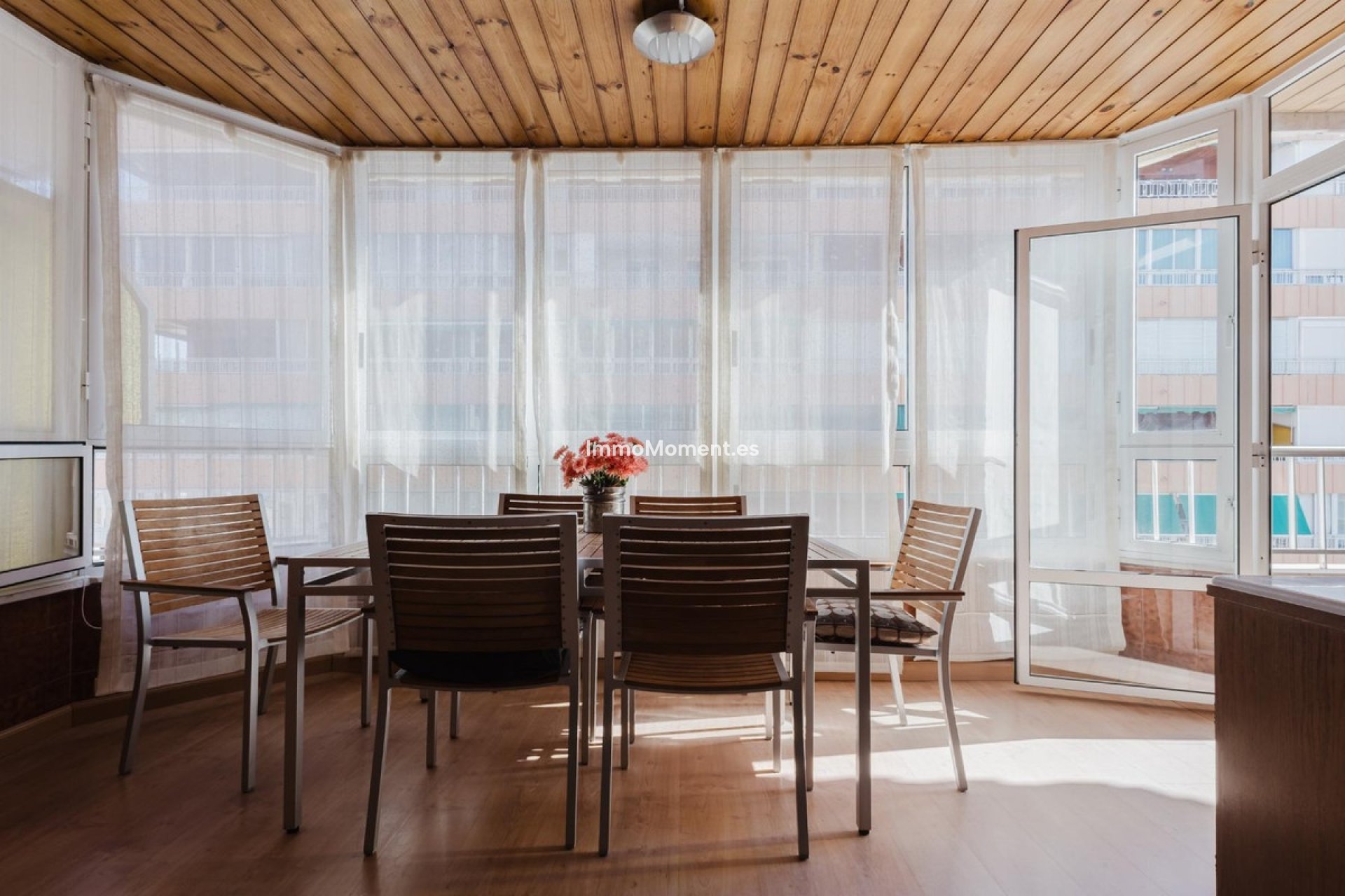 Resale - Apartment - Torrevieja - Torrevieja Centro