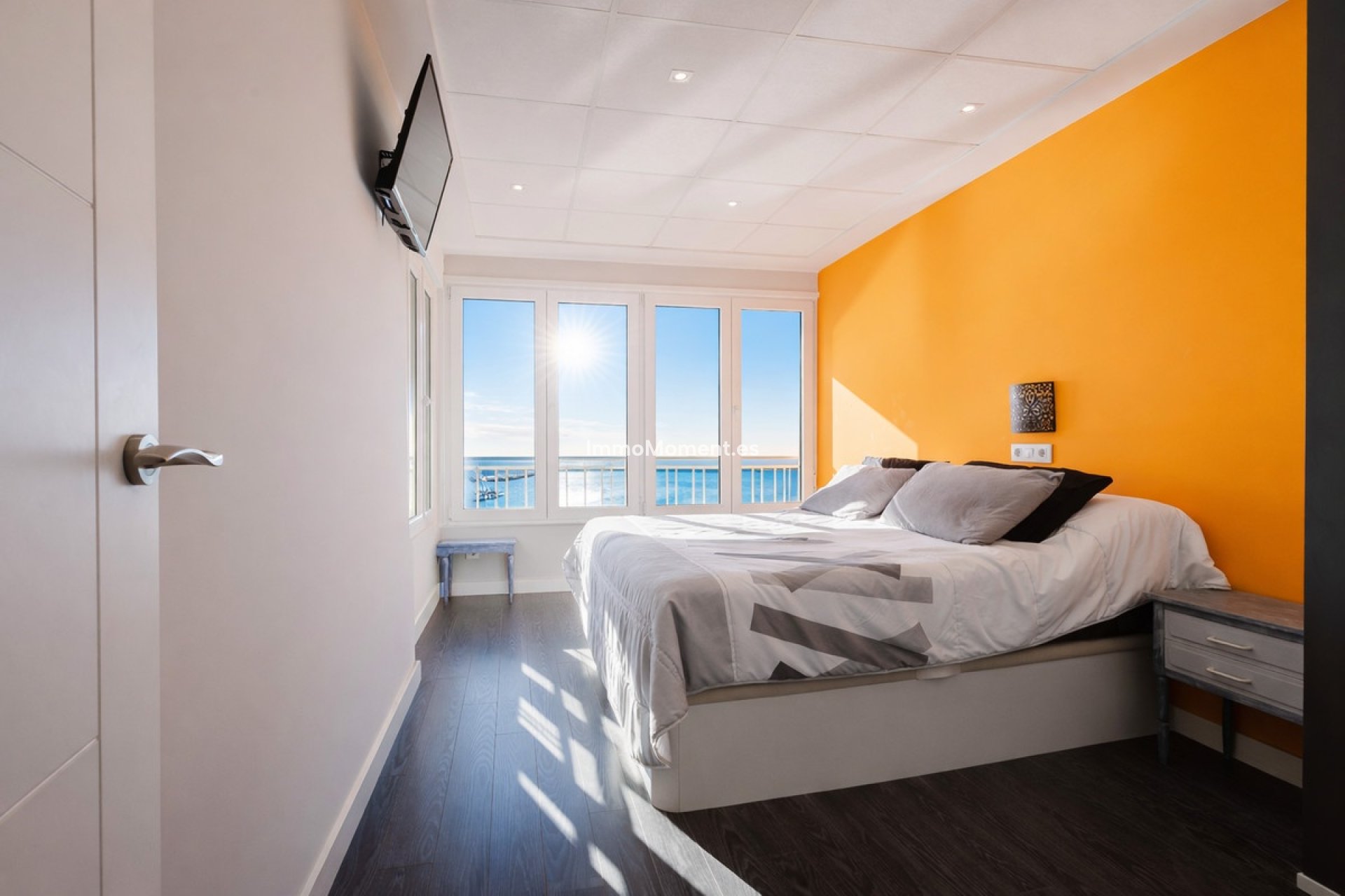 Resale - Apartment - Torrevieja - Torrevieja Centro