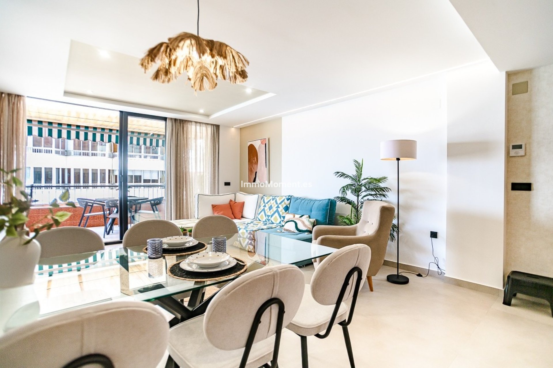 Resale - Apartment - Torrevieja - Torrevieja Centro