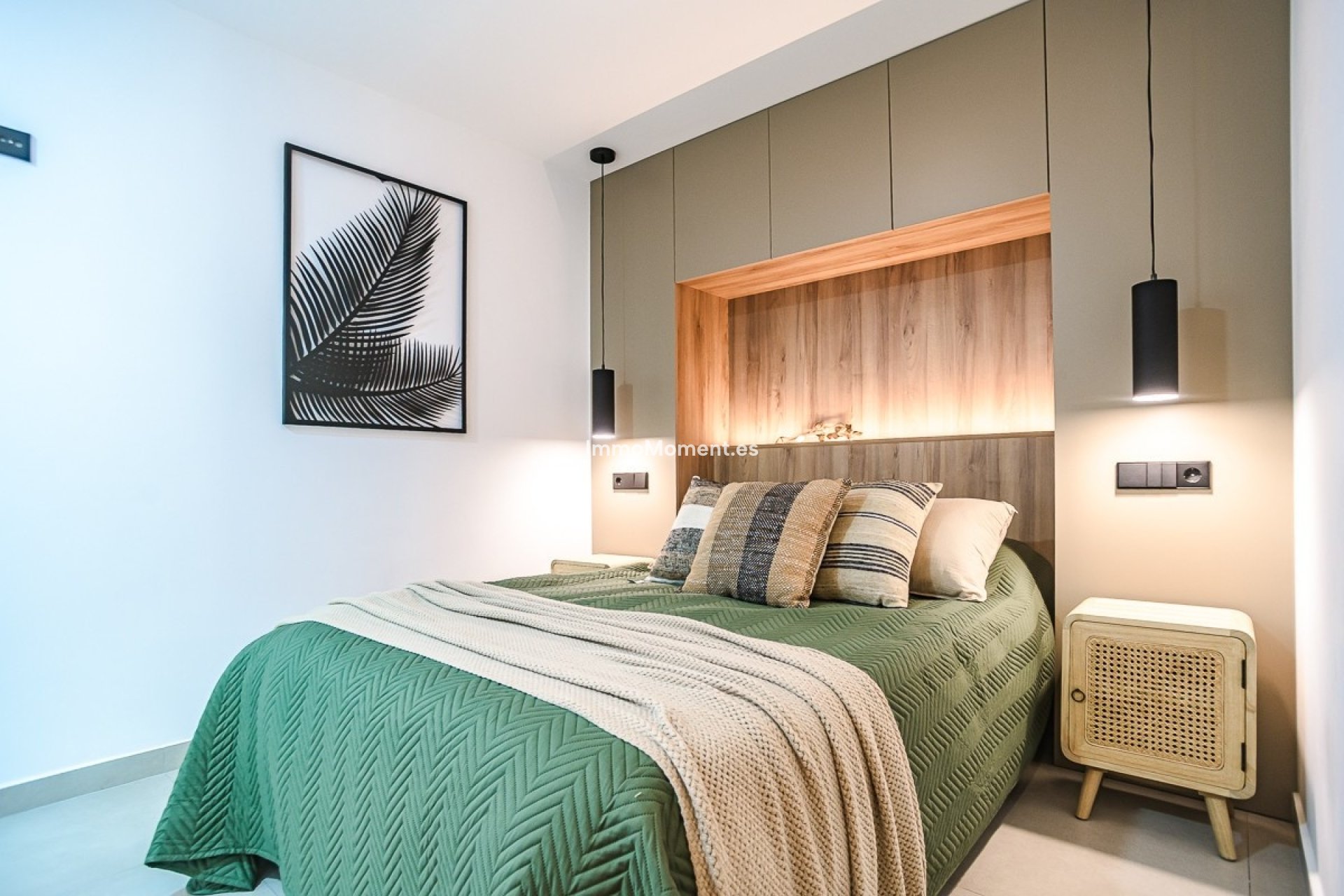 Resale - Apartment - Torrevieja - Torrevieja Centro