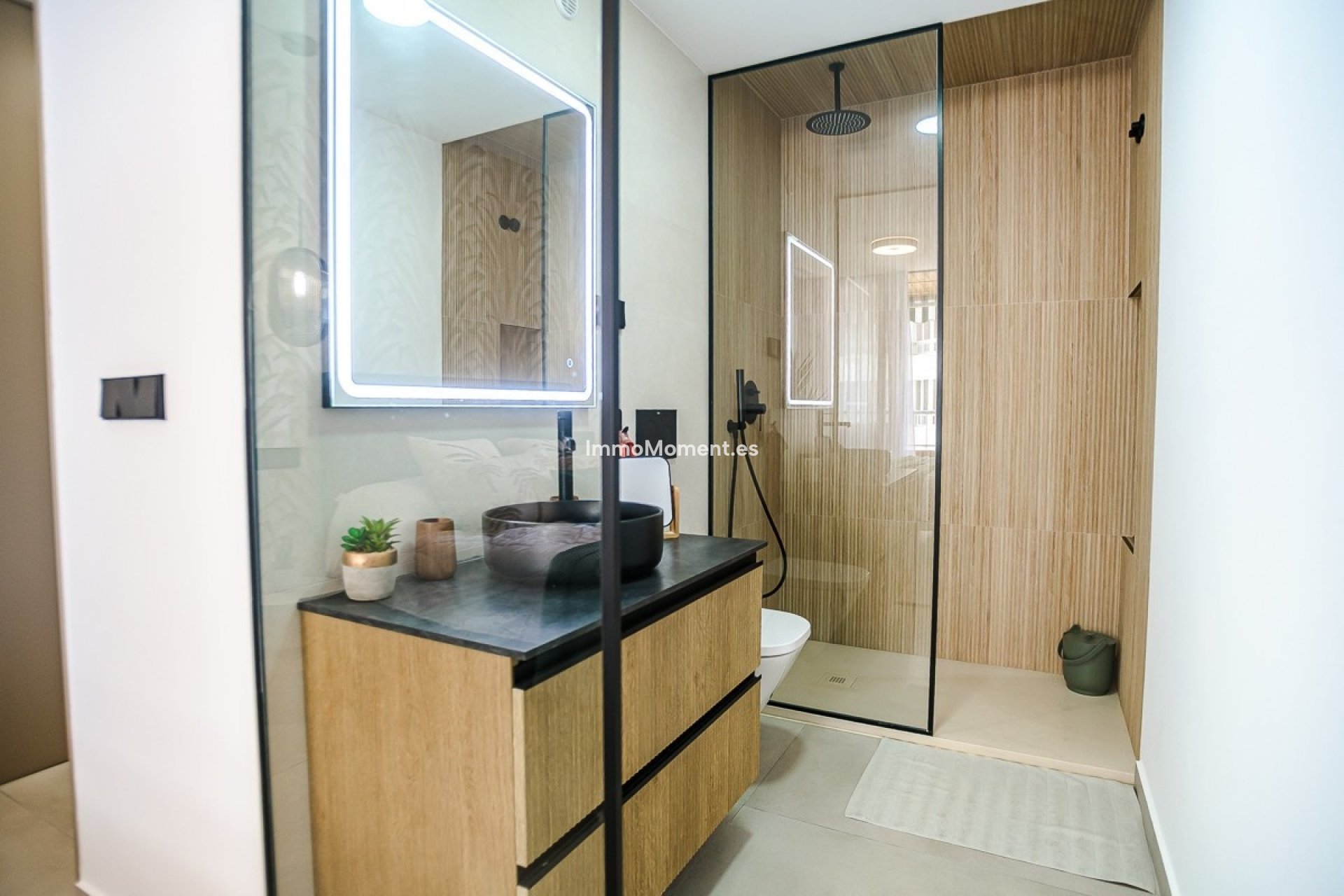 Resale - Apartment - Torrevieja - Torrevieja Centro