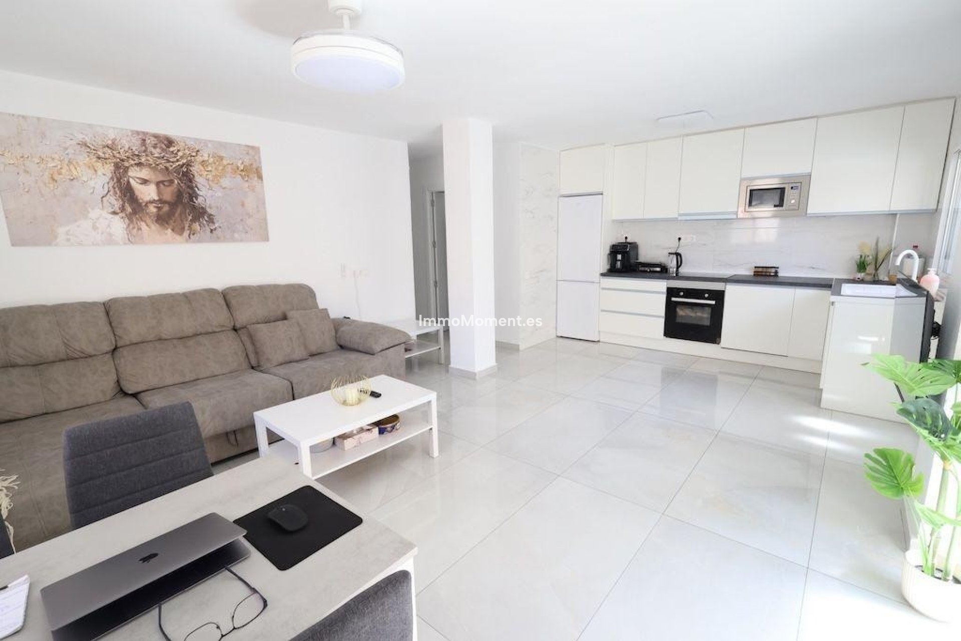 Resale - Apartment - Torrevieja - Torrevieja Centro
