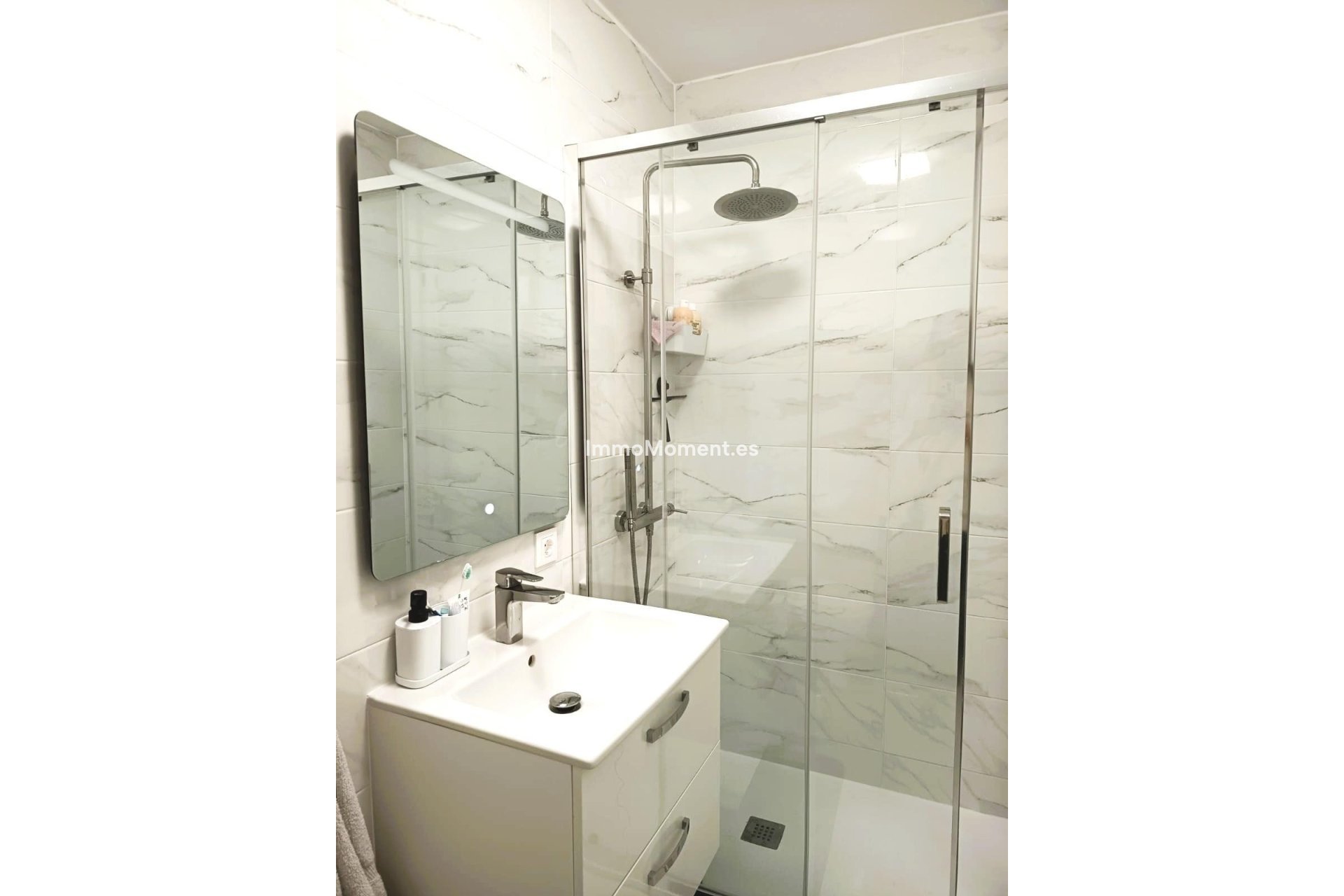 Resale - Apartment - Torrevieja - Torrevieja Centro