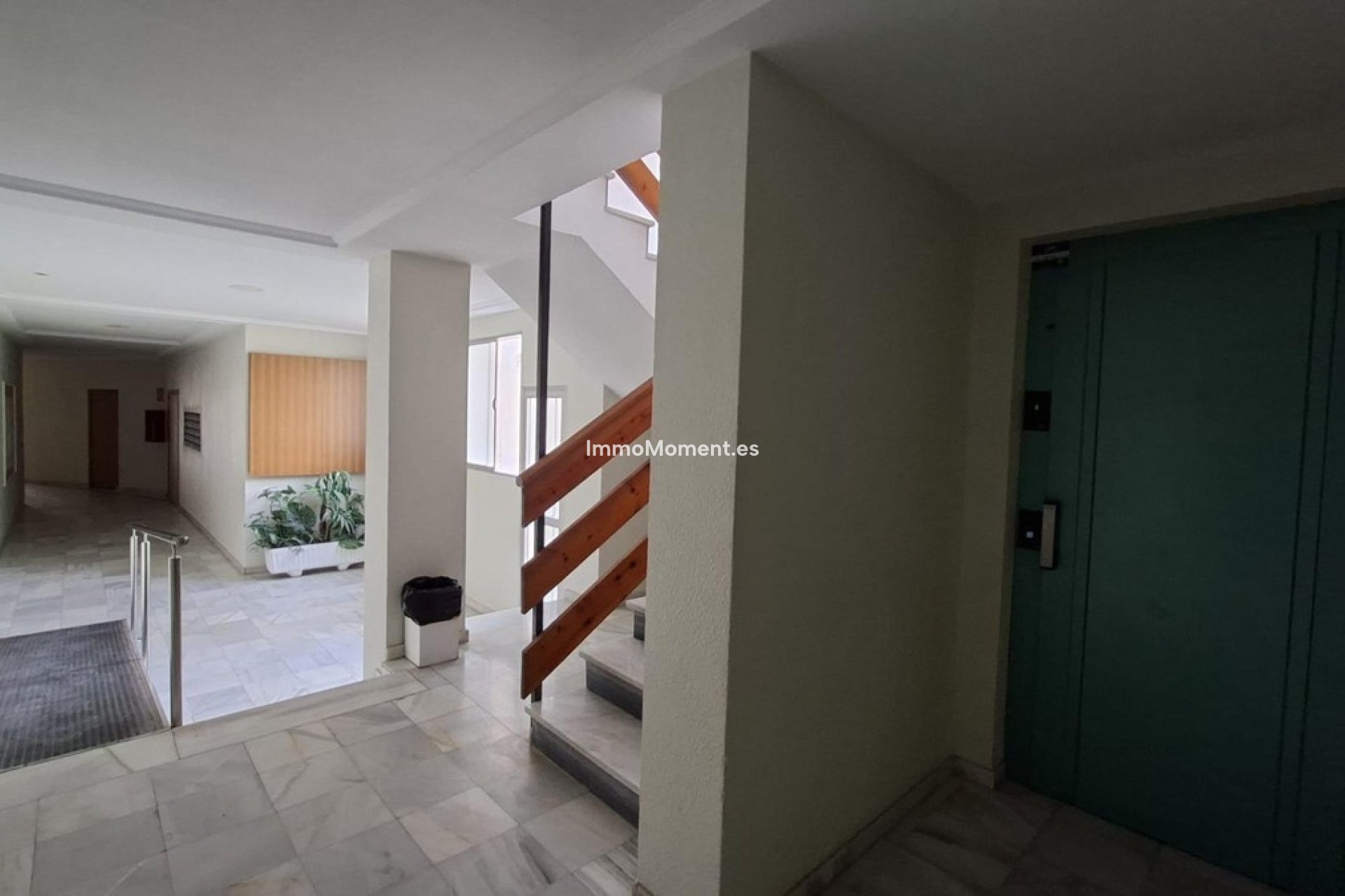 Resale - Apartment - Torrevieja - Torrevieja Centro