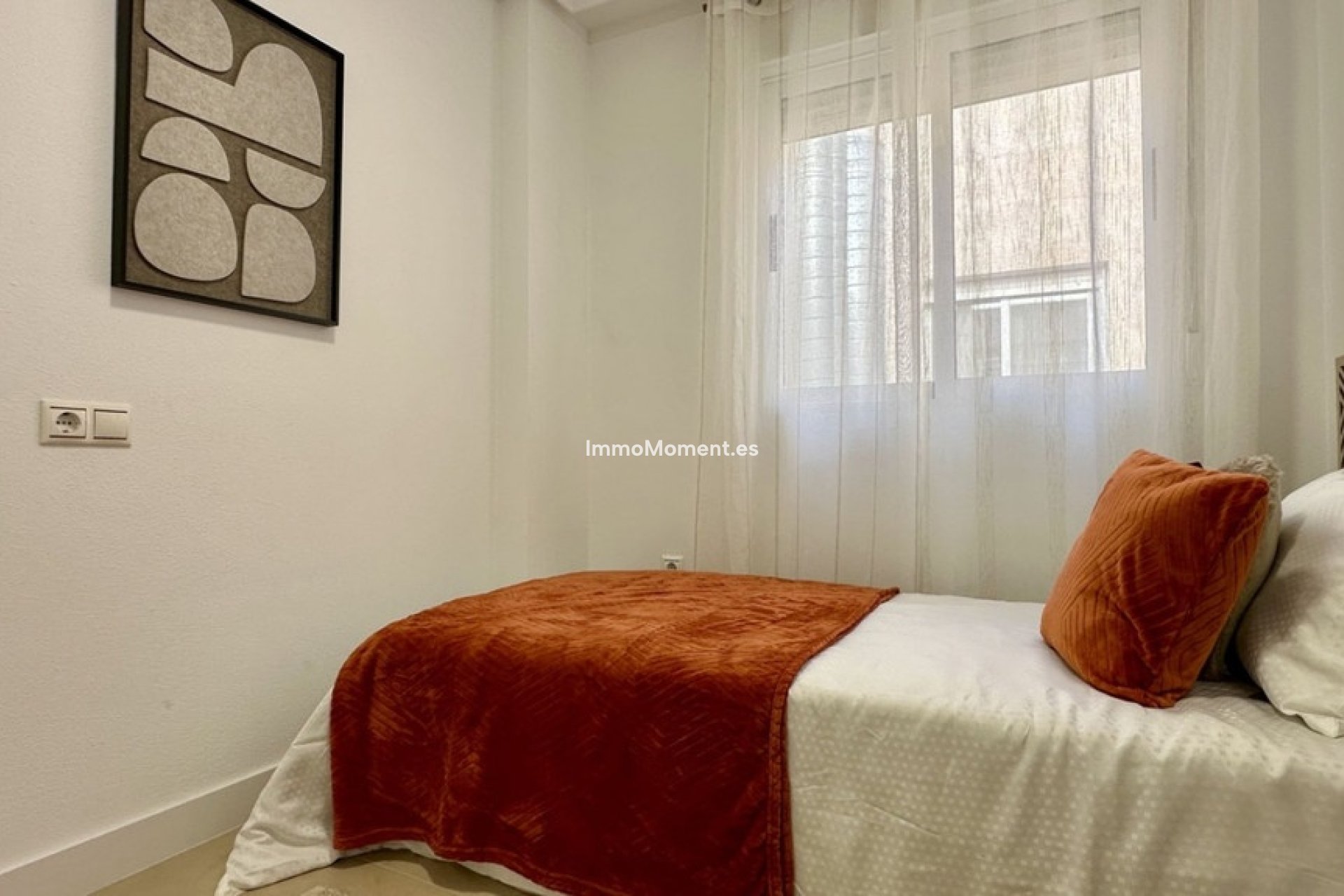 Resale - Apartment - Torrevieja - Torrevieja Centro