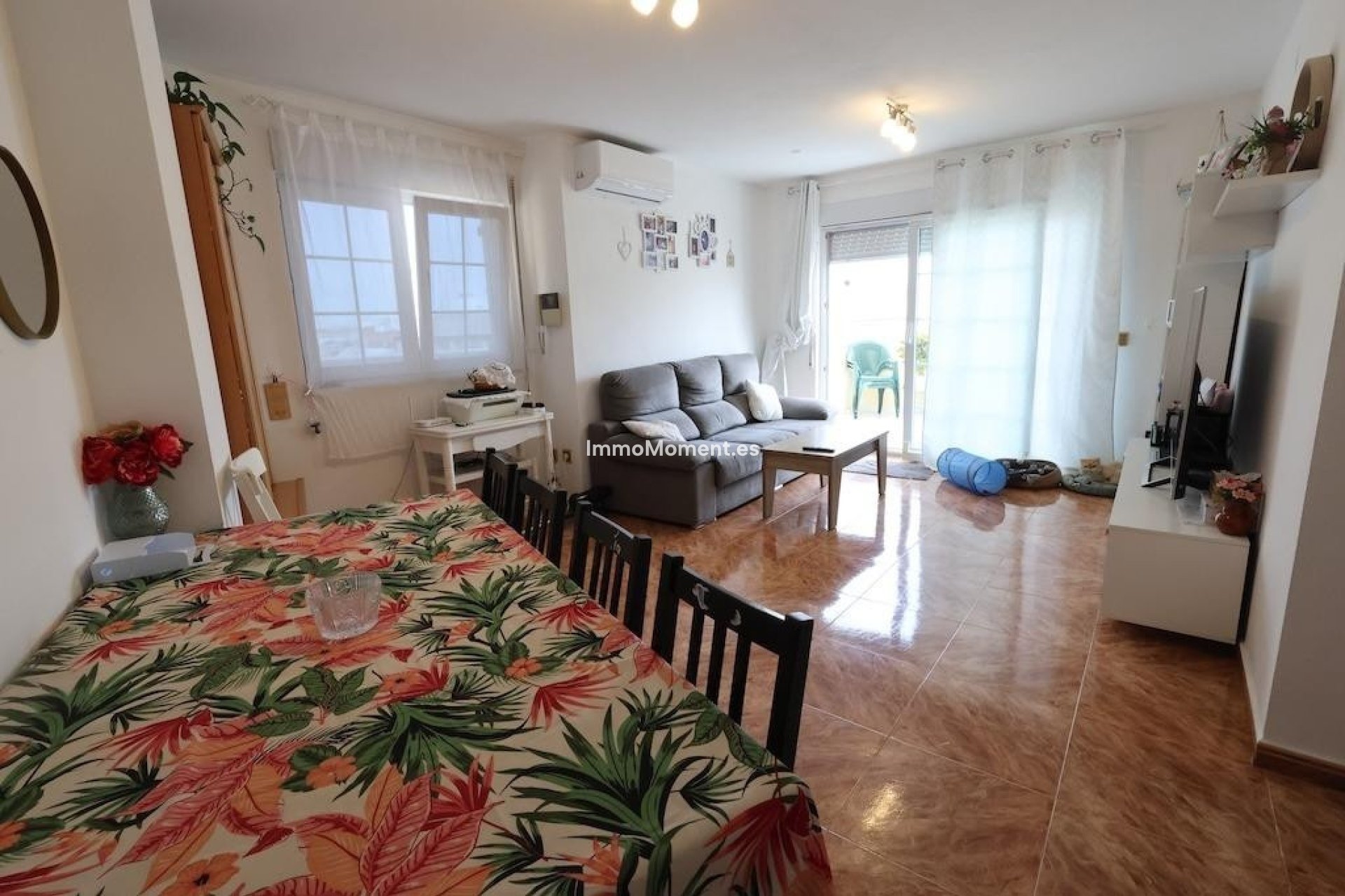 Resale - Apartment - Torrevieja - Torrevieja Centro