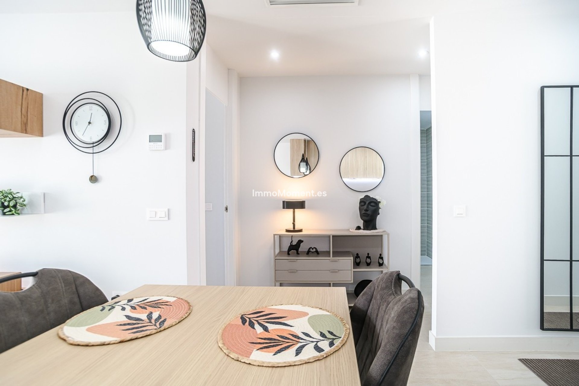 Resale - Apartment - Torrevieja - Torrevieja Centro