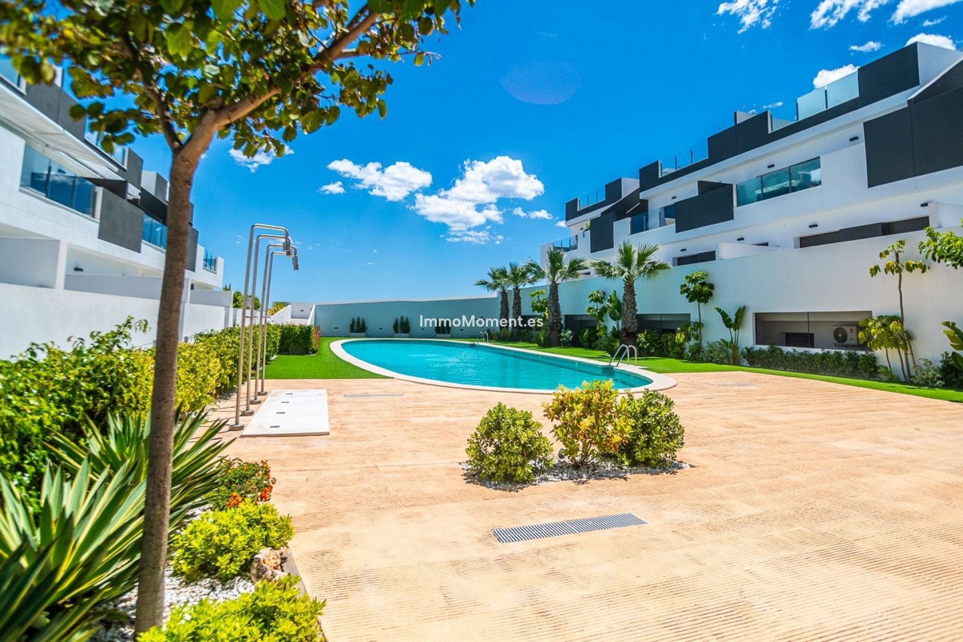 Resale - Apartment - Torrevieja - Torrevieja Centro