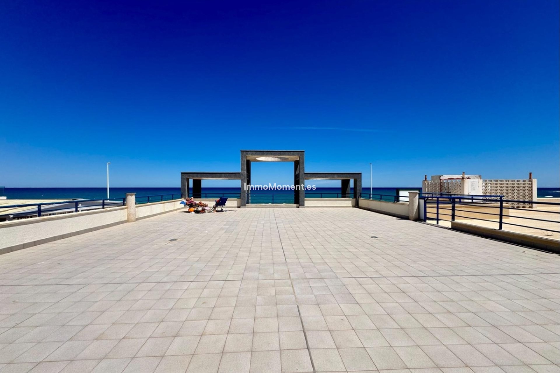 Resale - Apartment - Torrevieja - Torrevieja Centro