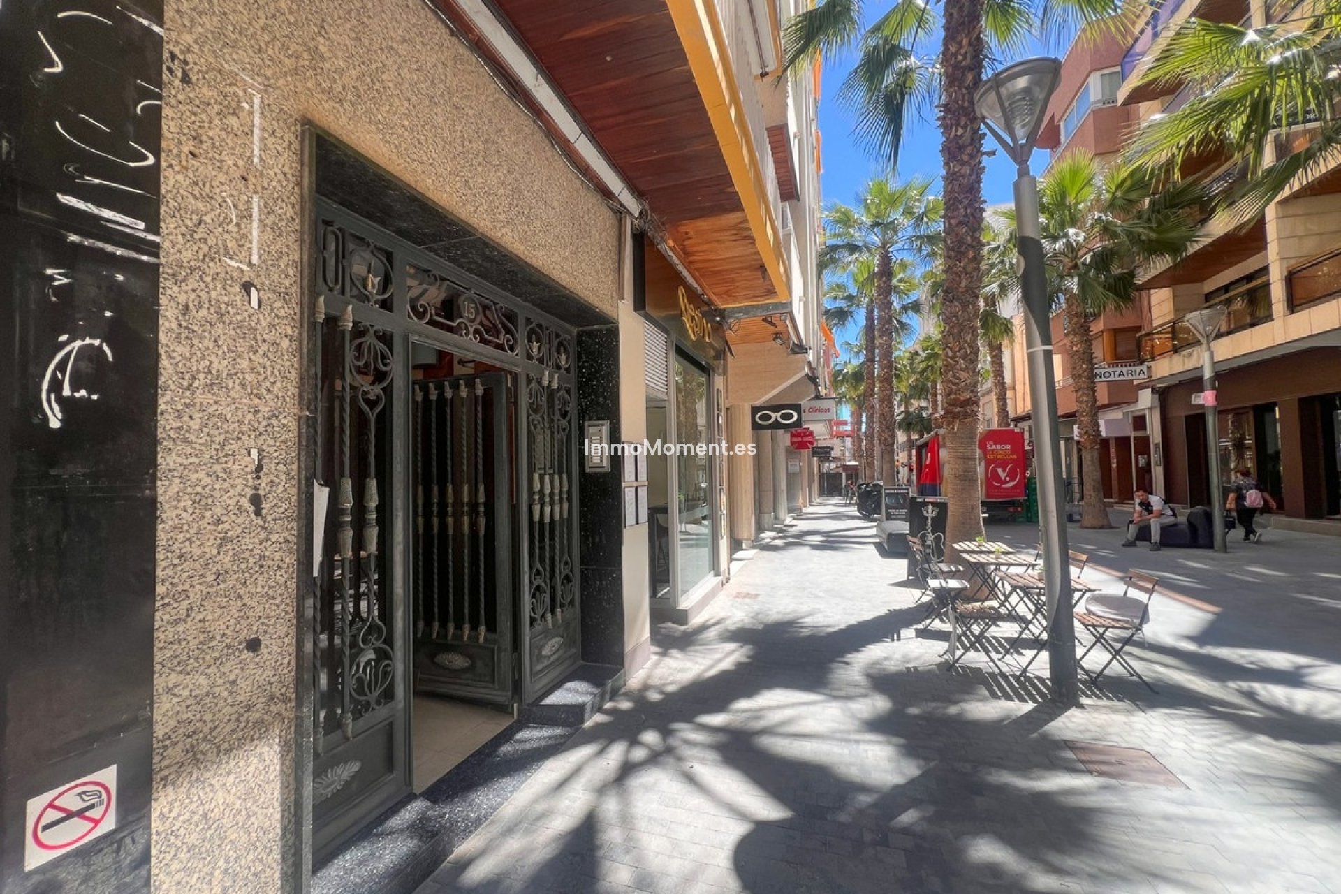 Resale - Apartment - Torrevieja - Torrevieja Centro