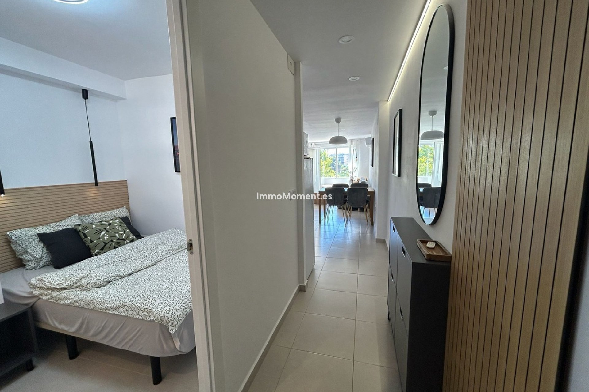 Resale - Apartment - Torrevieja - Torrevieja Centro