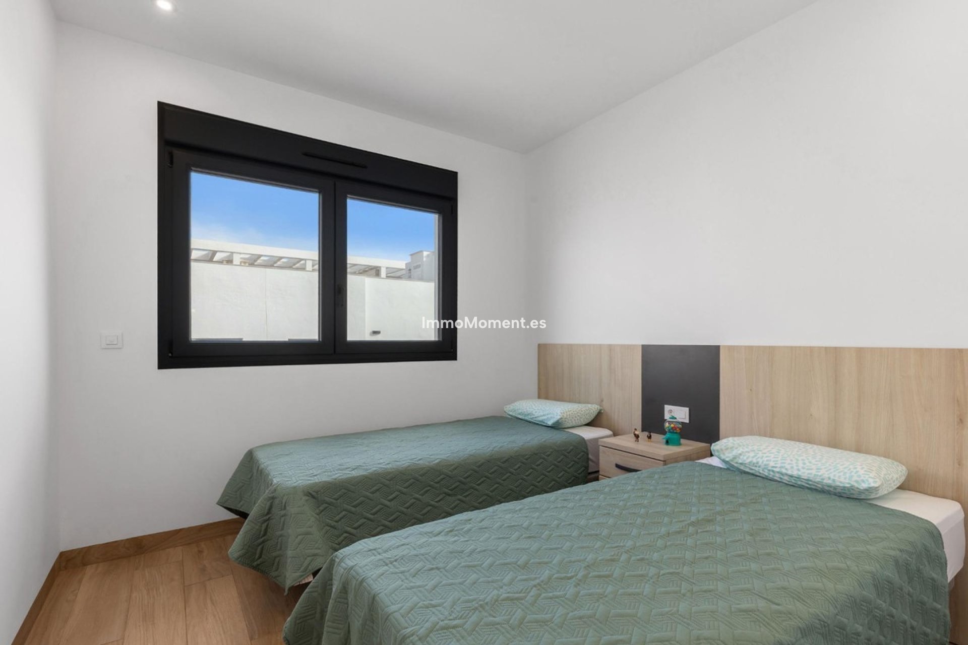 Resale - Apartment - Torrevieja - Torrevieja Centro