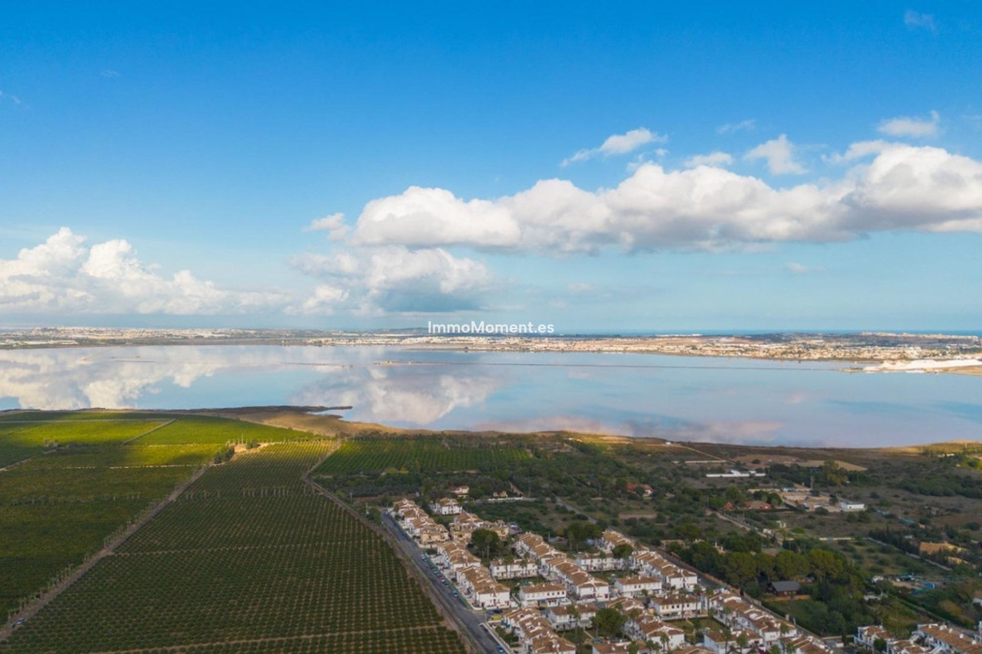 Resale - Apartment - Torrevieja - Torrevieja Centro