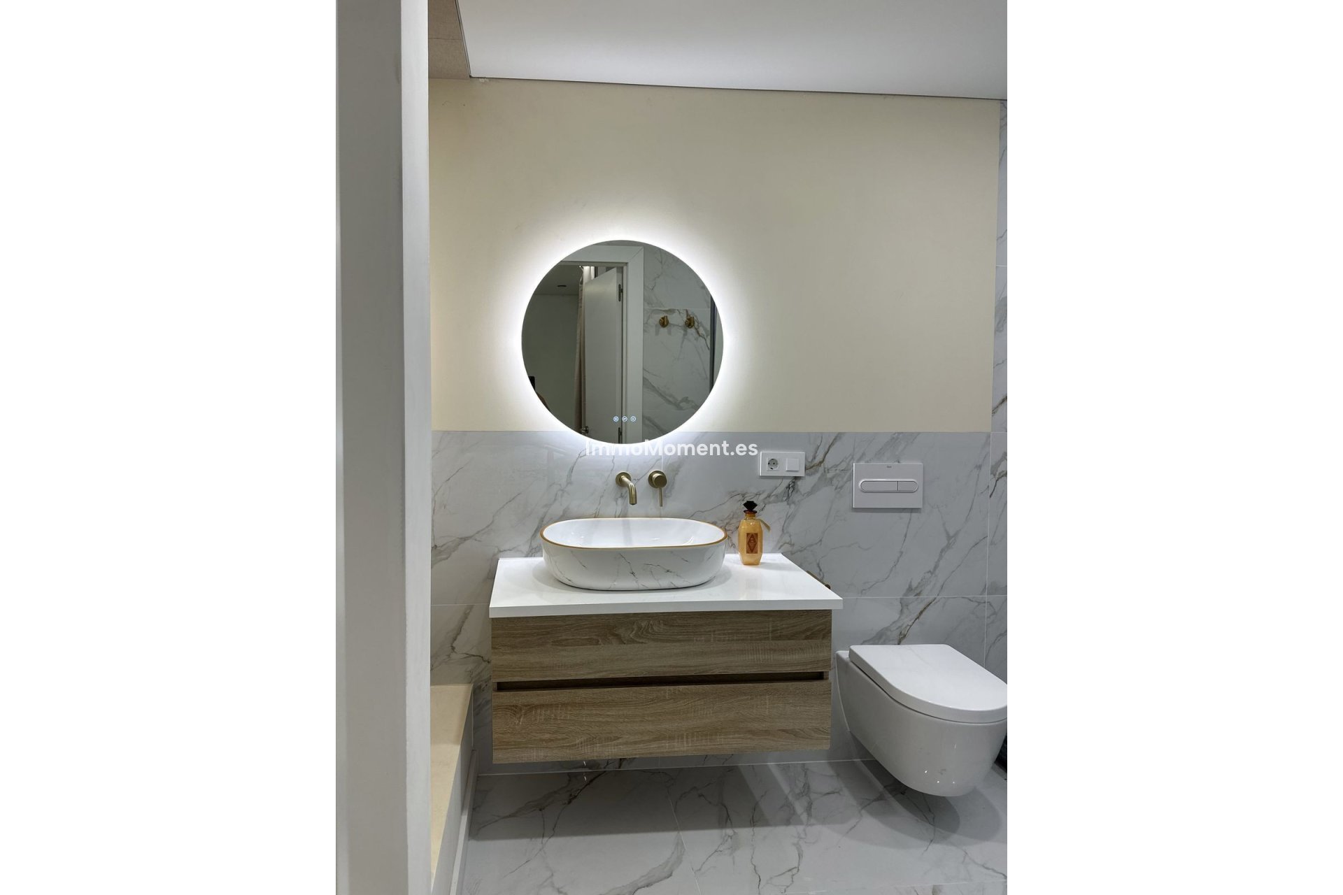 Resale - Apartment - Torrevieja - Torrevieja Centro